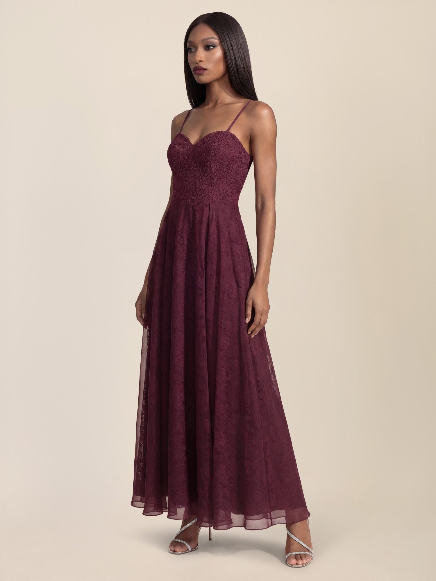 Apart Abendkleid mit Spitzenmieder günstig online kaufen