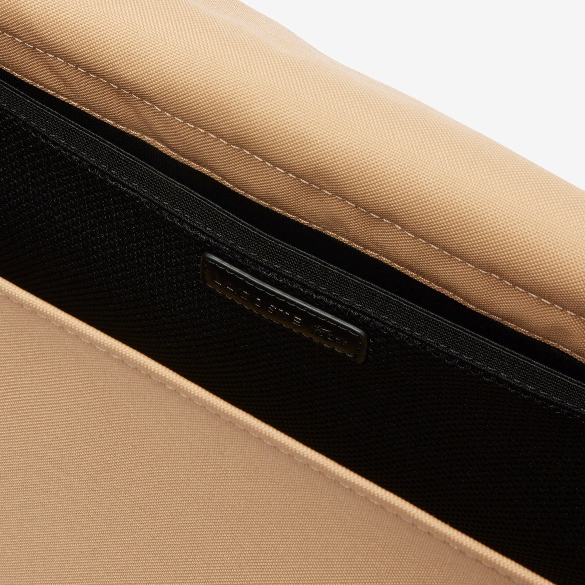 Lacoste Laptoptasche Neocroc - Messenger Bag 14" 32.5 cm (tan)