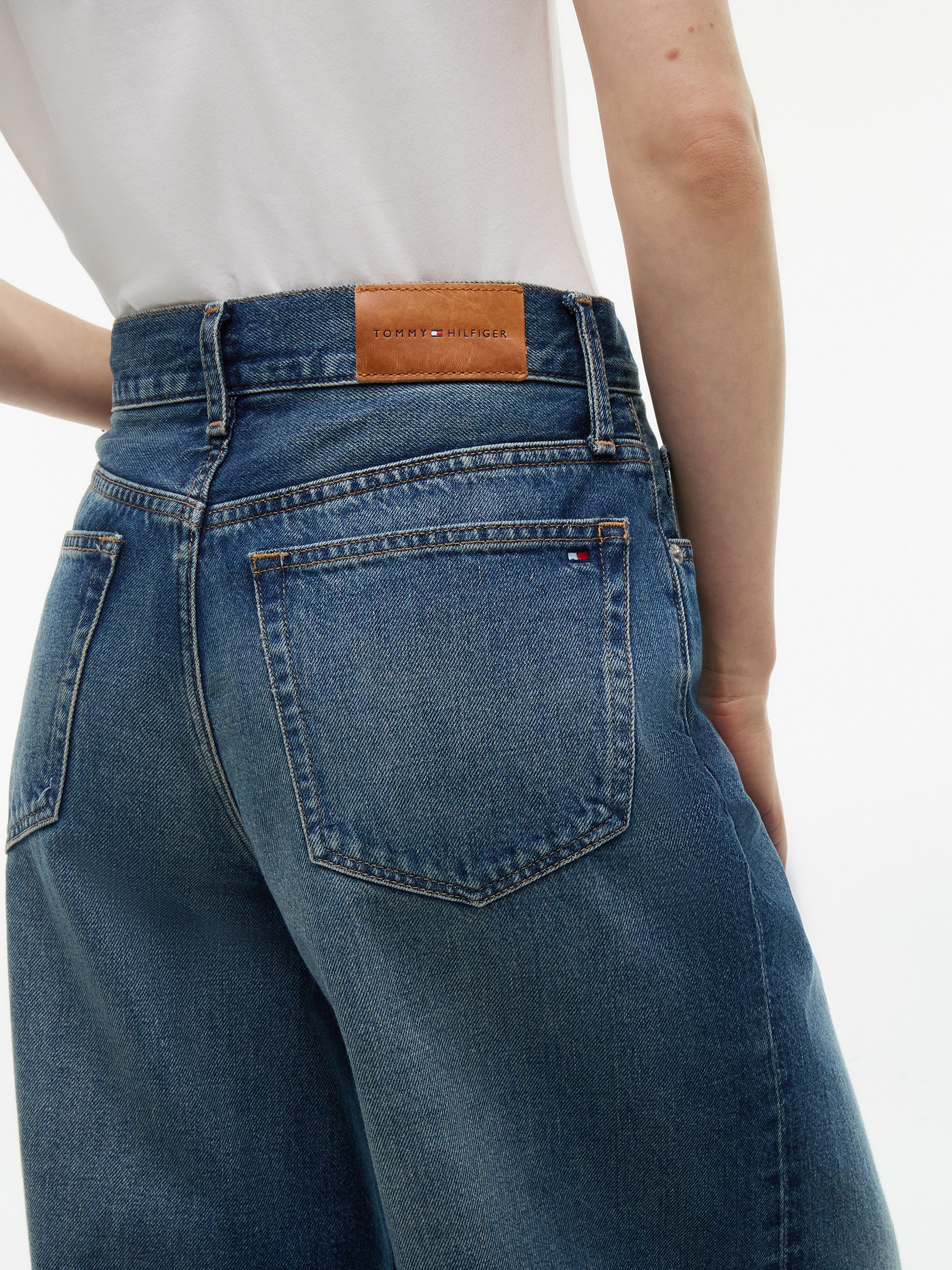 Tommy Hilfiger Weite Jeans DNM NEW DOREEN 70'S WIDE LEG HW Baumwolle, lässig geschnitten, wide fit, high waist