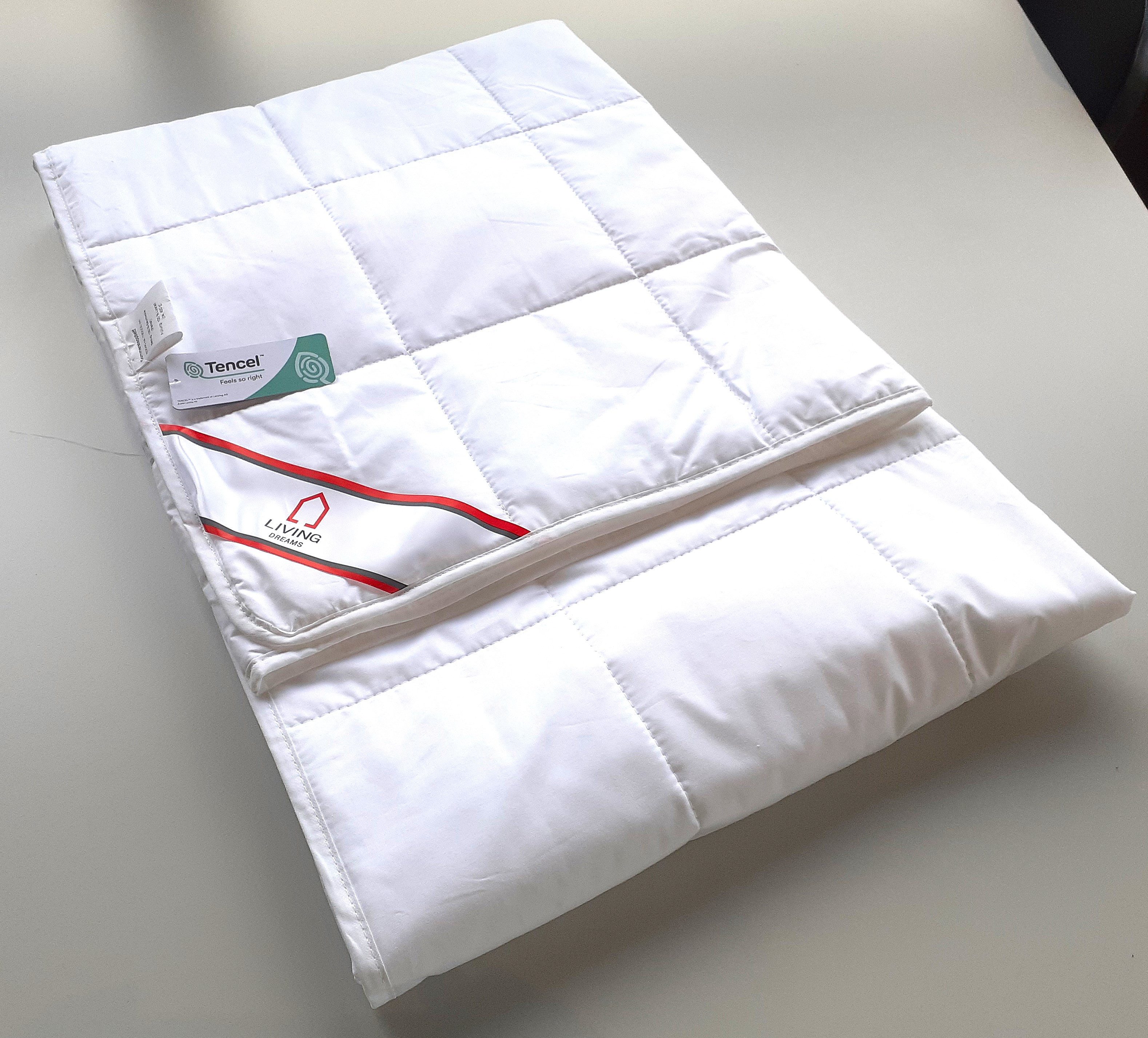 LIVING DREAMS Einziehdecke Tencel Leicht-Steppbett, Füllung: 100% Lyocell, Bezug: 100% Baumwolle