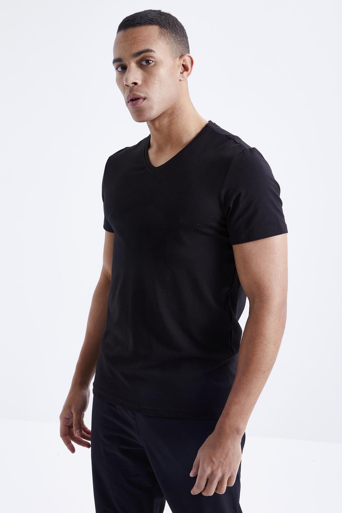 TOMMY LIFE T-Shirt als leichtes schwarz Basic