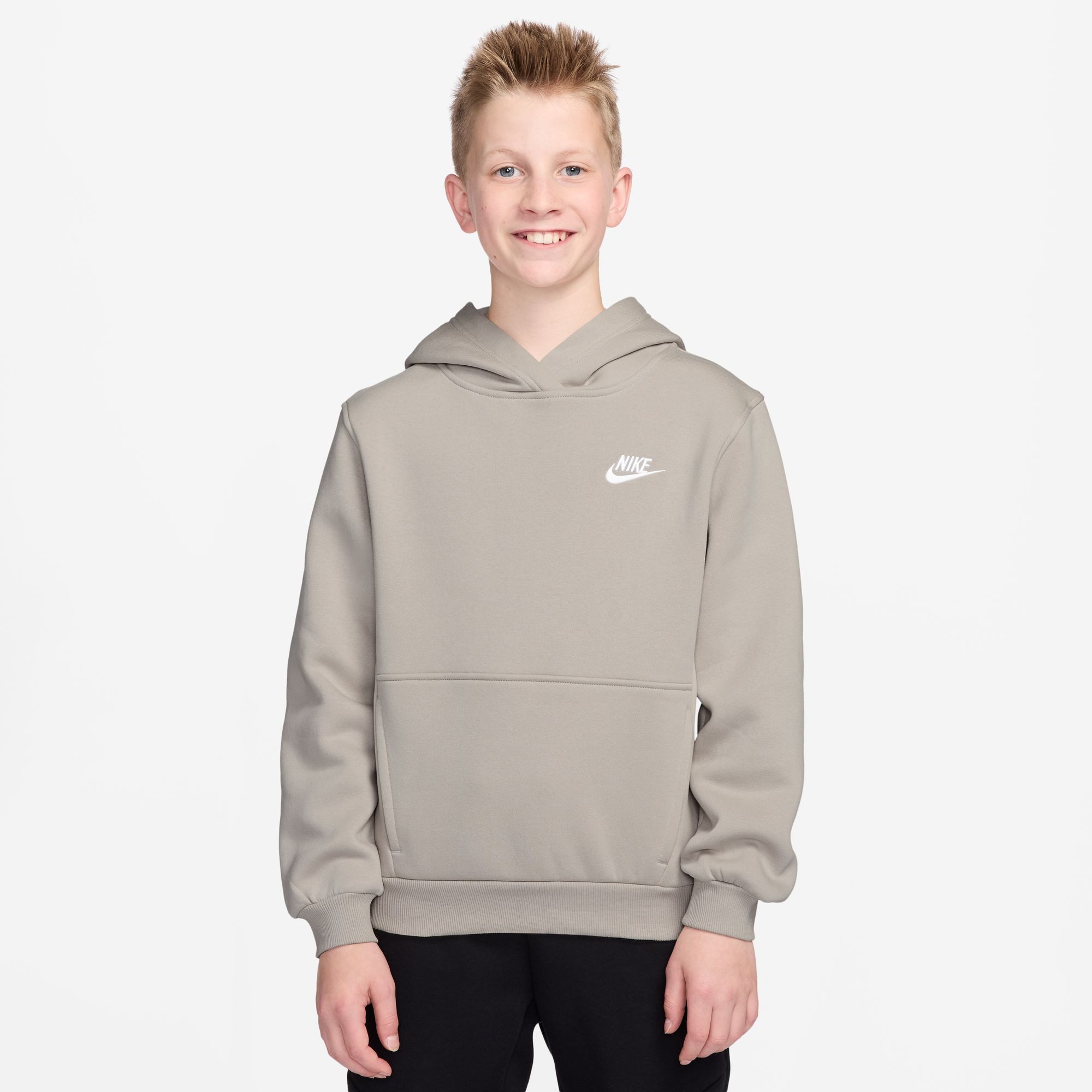 Nike Sportswear Kapuzensweatshirt K NSW CLUB FLC HDY LBR für Jugendliche, mit Kängurutasche, aus Baumwollmischung