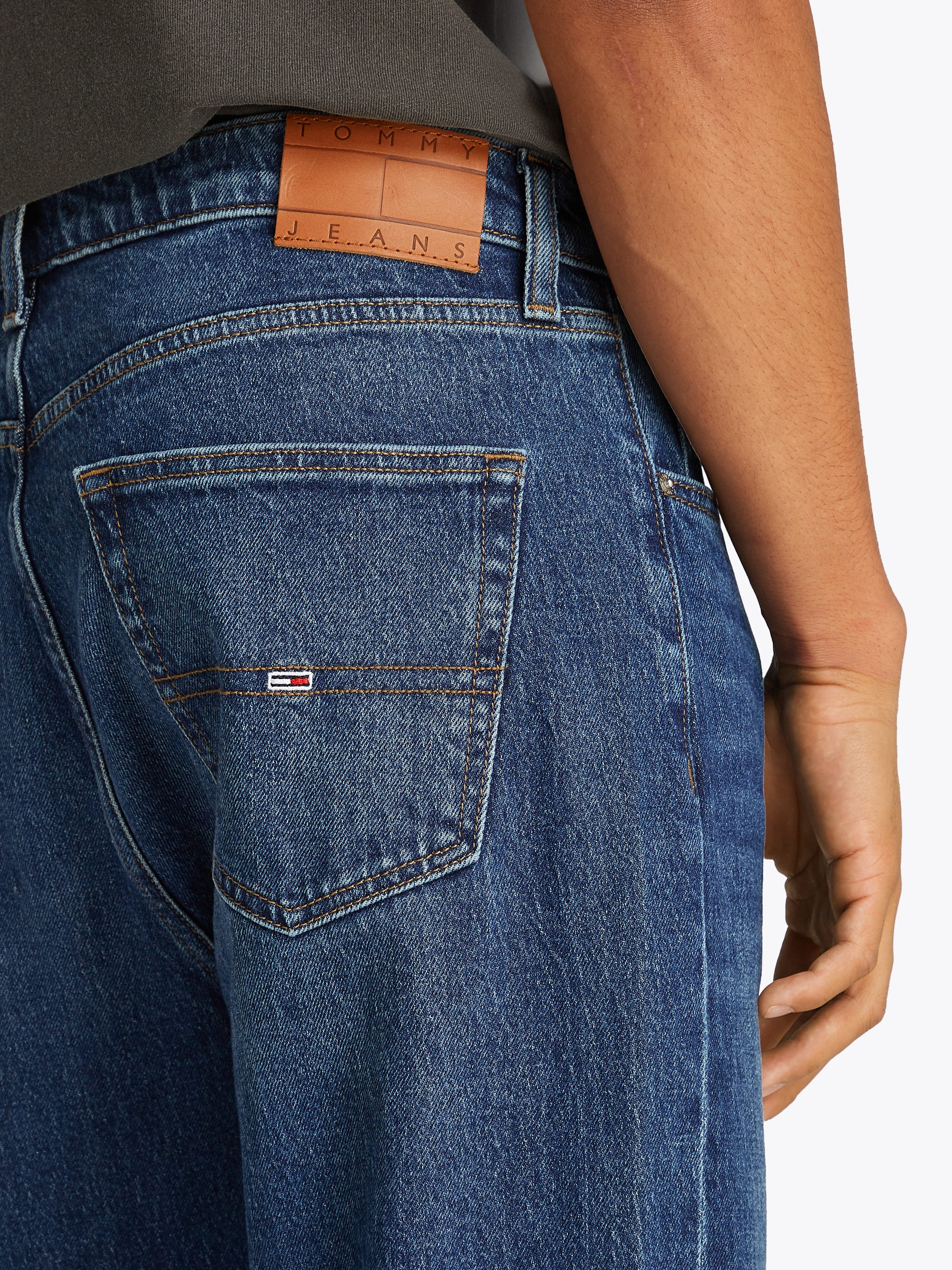 Tommy Jeans Regular-fit-Jeans Otis Regular Straight Gerade geschnittene Jeans, regulärer Leibhöhe