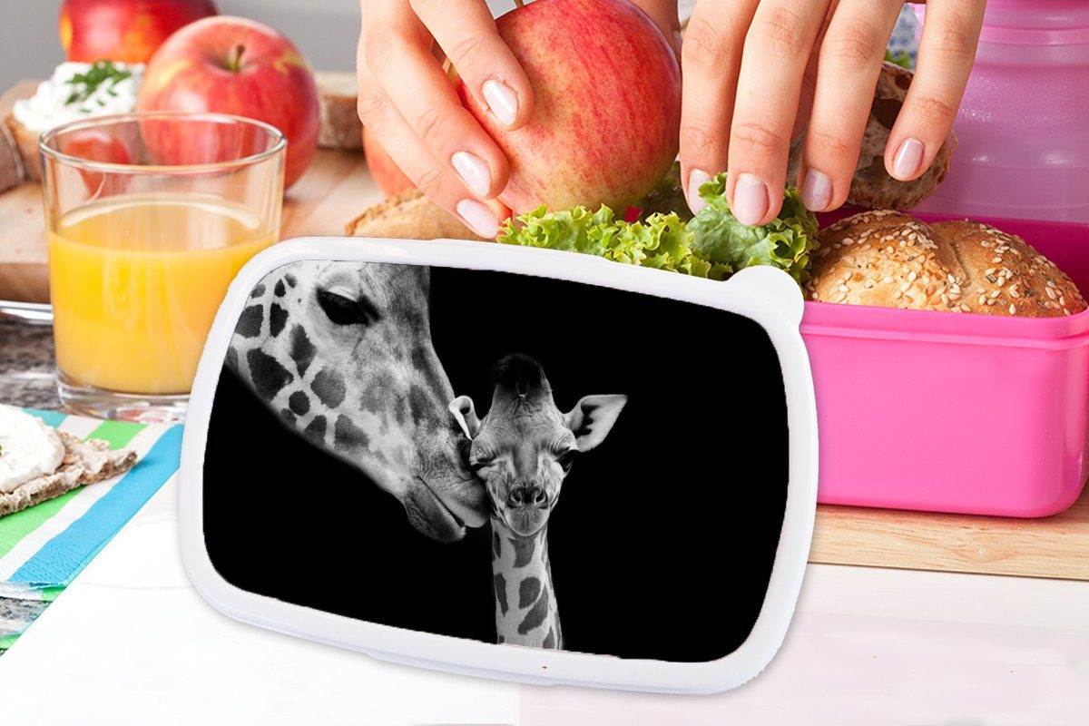 Porträt, Schwarz Kinder, - - - MuchoWow - für Weiß Kunststoff Brotbox Lunchbox rosa Erwachsene, (2-tlg), Mädchen, Tiere Snackbox, Kunststoff, Brotdose Giraffe