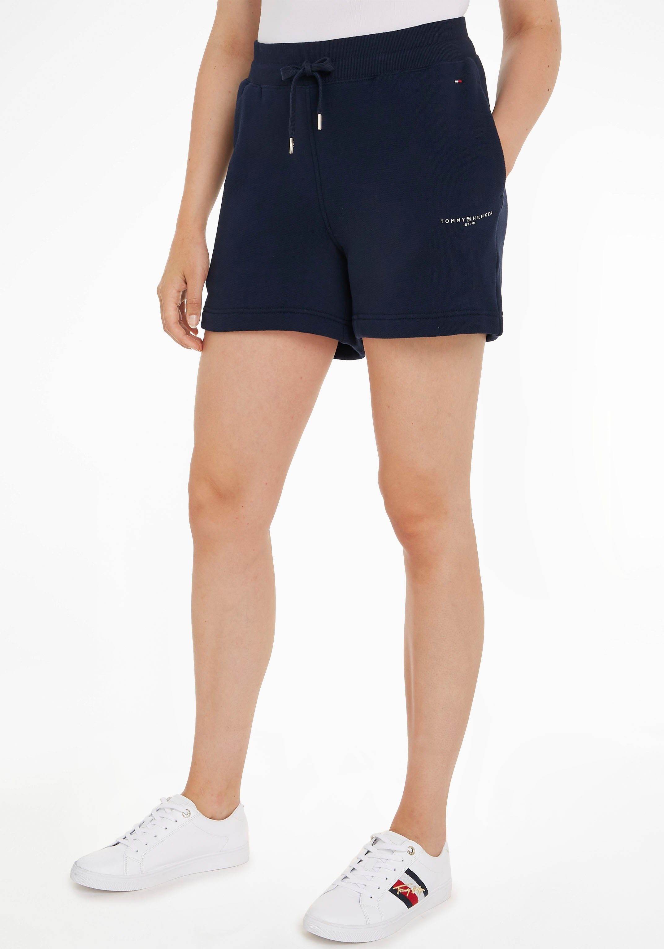 Tommy Hilfiger Sweatshorts 1985 MINI CORP LOGO TERRY SHORTS mit Eingrifftaschen Desert Sky