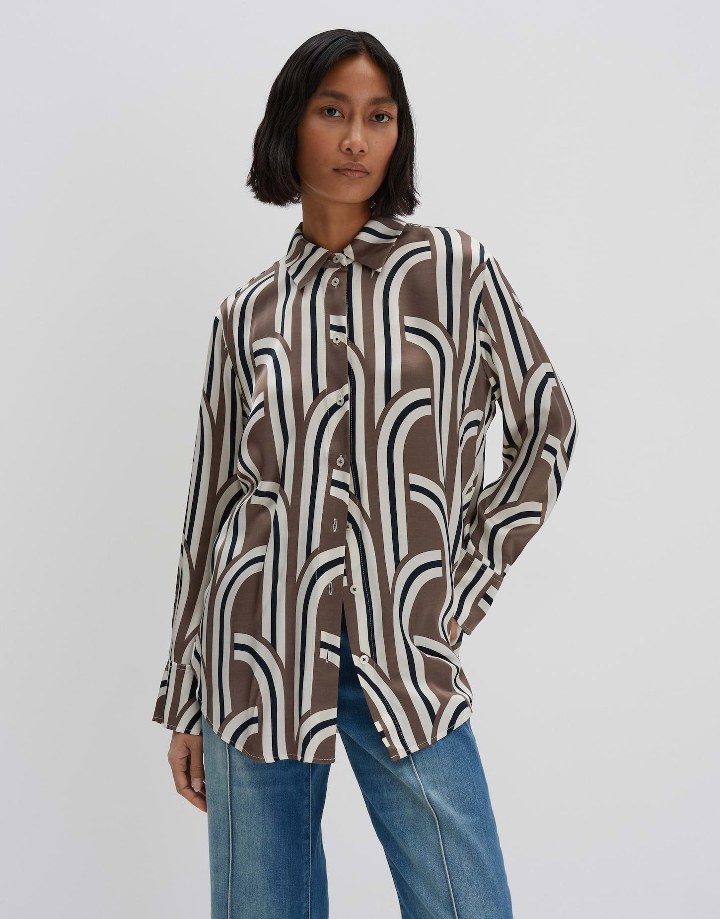 Langarmbluse ZEYTON Loose im angesagten Mid-Century Druck