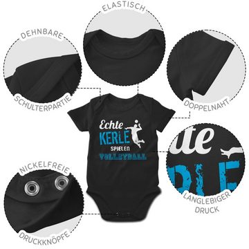 Shirtracer Shirtbody Echte Kerle spielen Volleyball Sport & Bewegung Baby