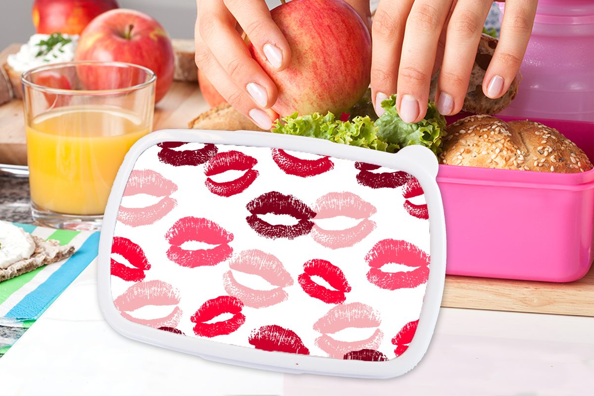 Brotdose Lippen Snackbox, Kuss - MuchoWow für Erwachsene, - (2-tlg), Paare, Mädchen, Kunststoff für Kunststoff, Brotbox Lunchbox rosa Geschenk Kinder,