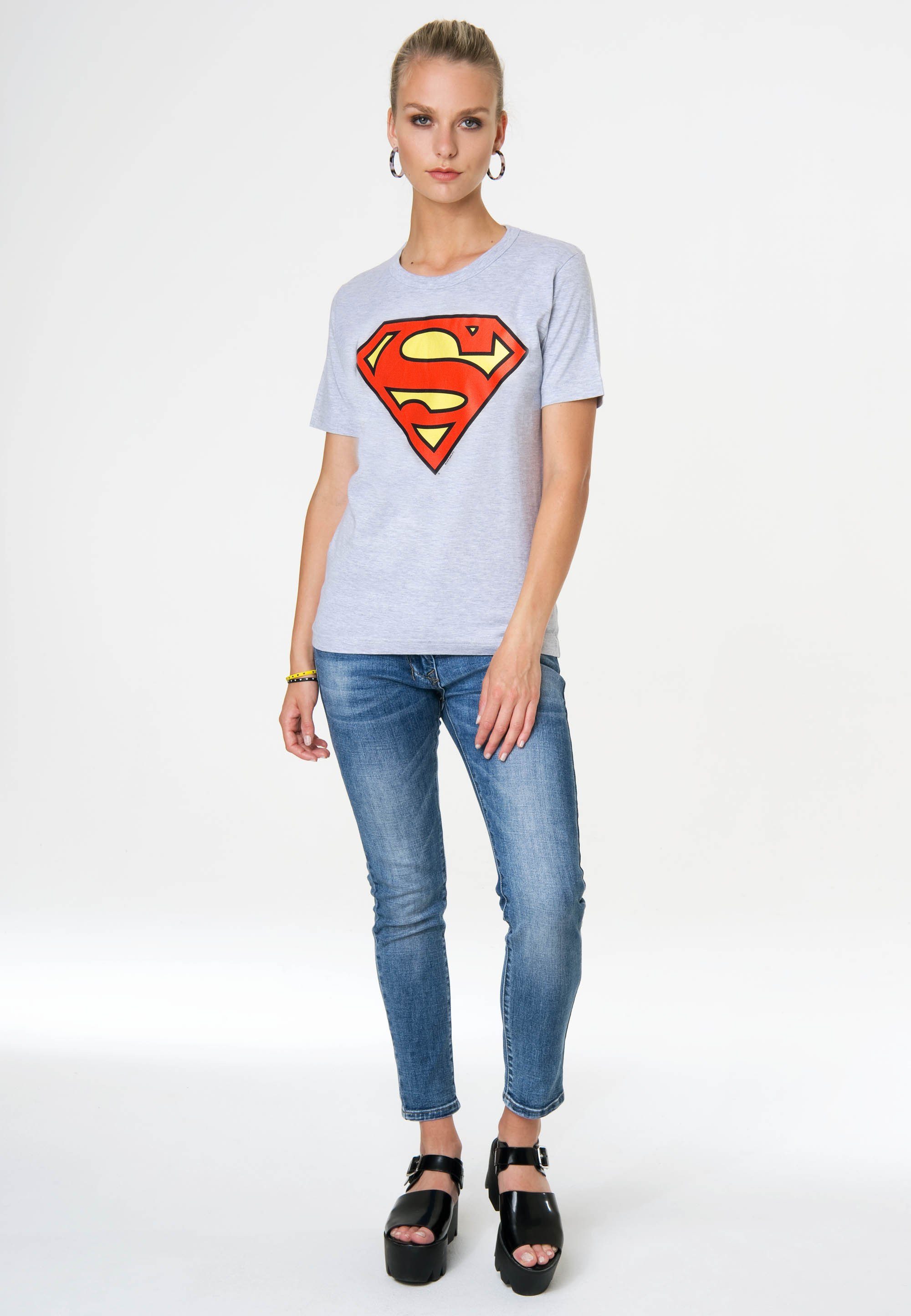 LOGOSHIRT T-Shirt Superman Logo mit grau-meliert trendigem Superhelden-Print