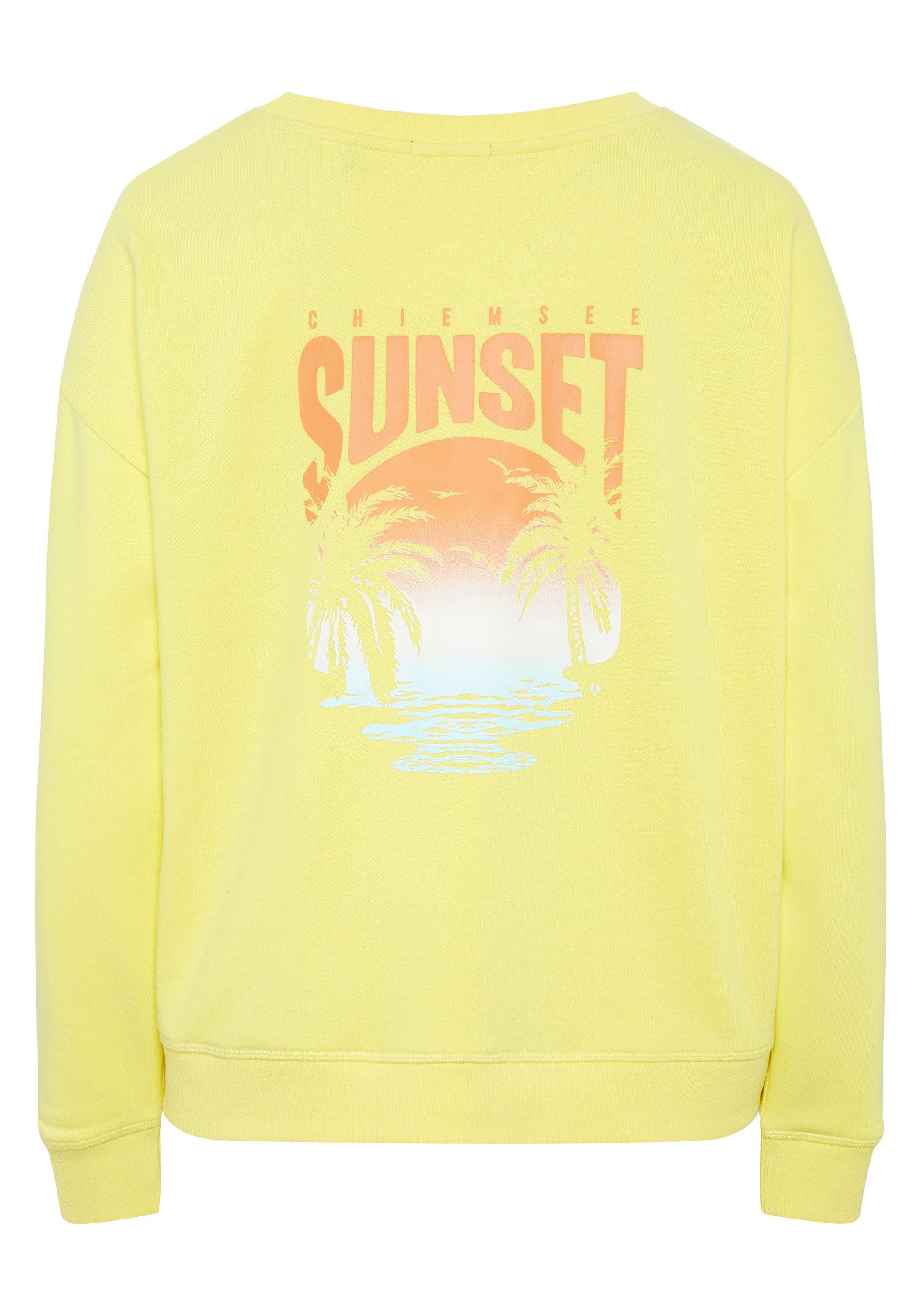 Logo- und Sunset-Motiv 12-0742 Chiemsee LEMON Sweater Sweatshirt 1 VERBENA mit