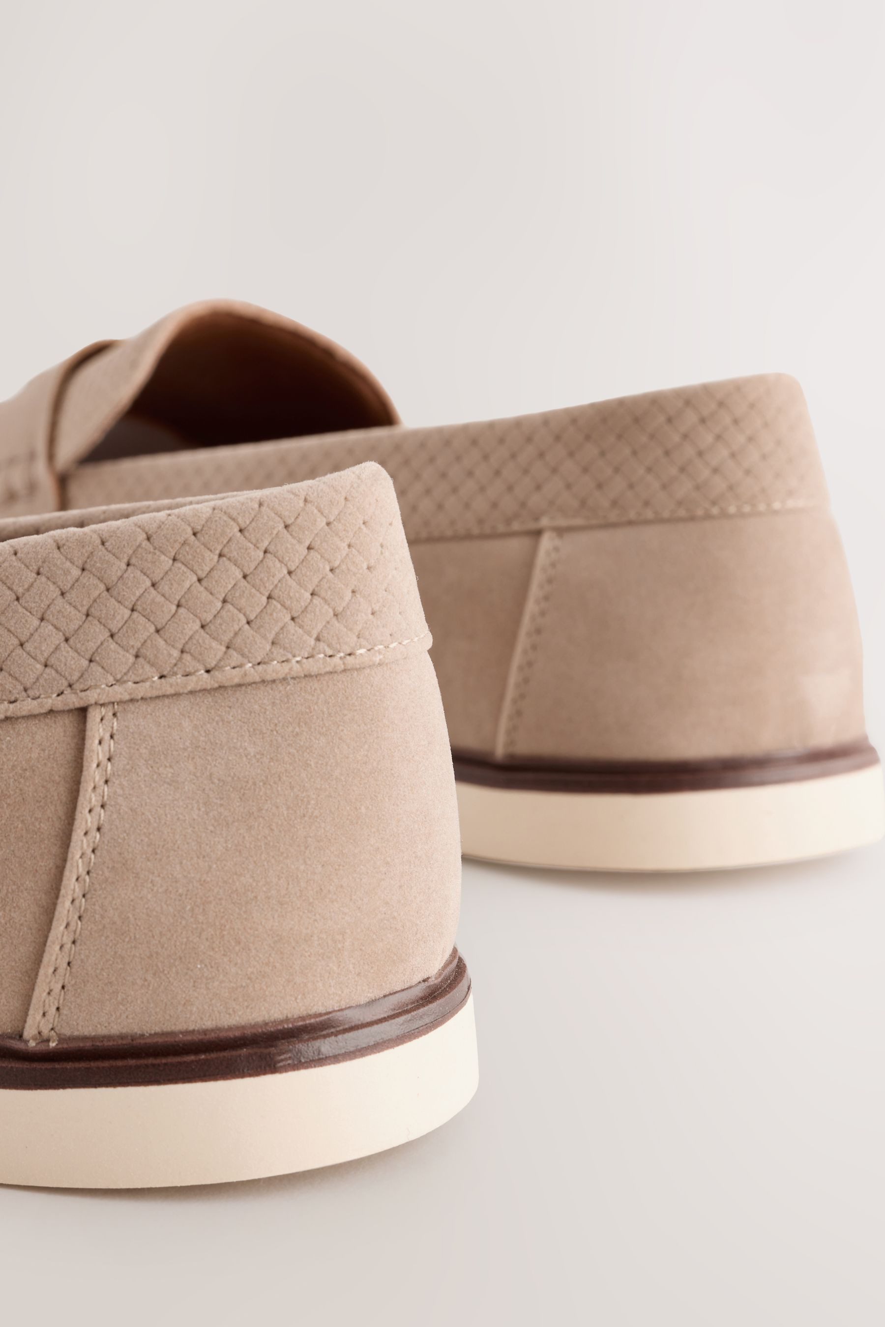Next Loafer mit Prägung und Quaste Loafer (1-tlg)