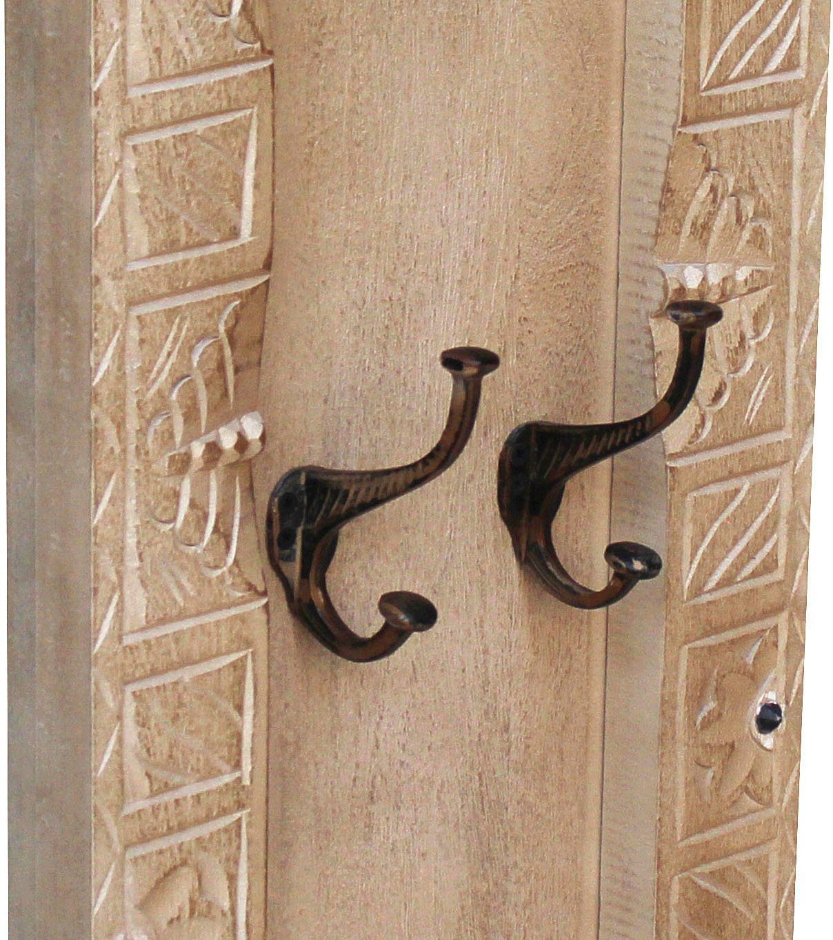 SIT Garderobenpaneel Daipur, mit aufwändigen Schnitzereien