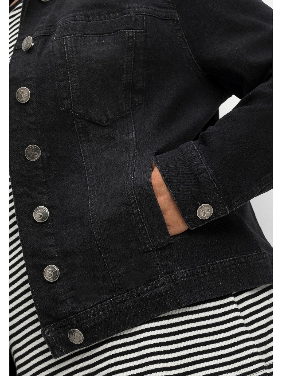 Große kurzer Denim black Größen Form used Sheego in modisch Jeansjacke