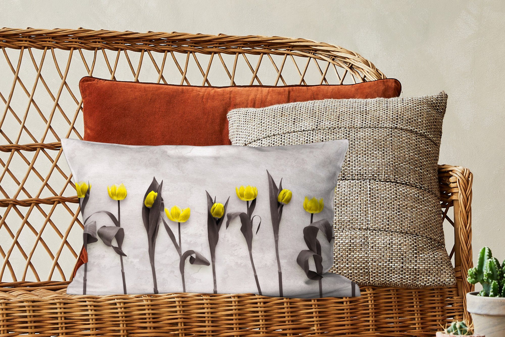 Schlafzimmer Tulpen - MuchoWow - Dekokissen Zierkissen, mit Marmor, Wohzimmer Blumen Dekokissen Dekoration, Füllung,