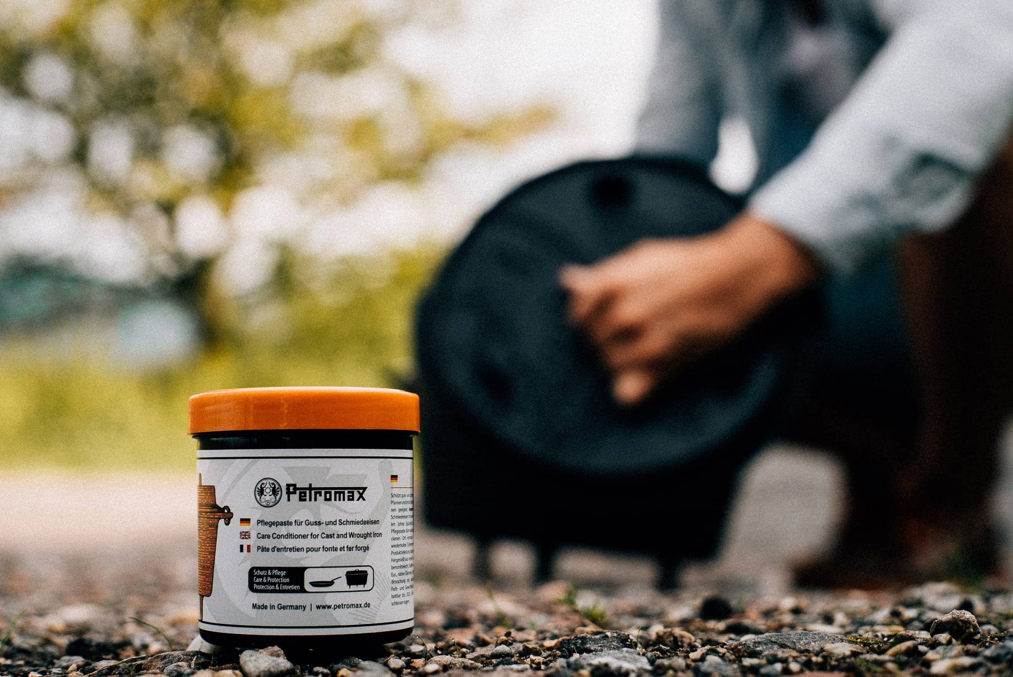 Petromax Grillpfanne, Einbrenn- und Pflegepaste für Feuertöpfe, Dutch Oven - Patina