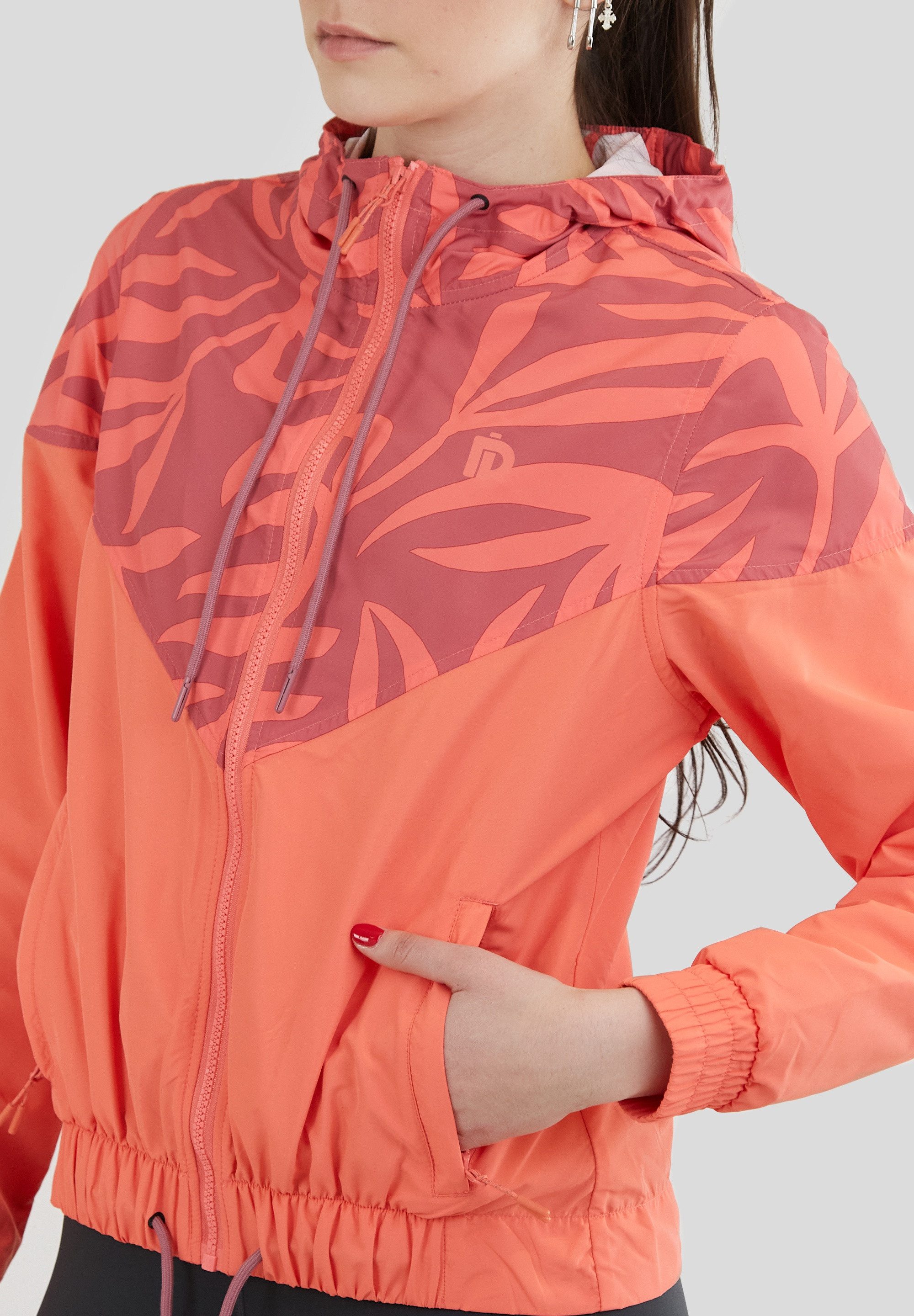 Fundango Sakko Breeze windproof, breathable, adjustable hood, elastic hems, zipped pockets
