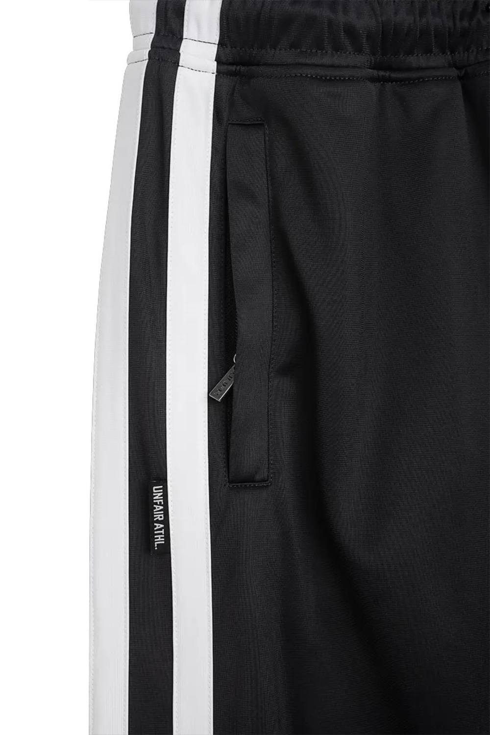 Unfair Athletics Jogginghose Hose Unfair Athletics DMWU Trackpants Mit Kontraststreifen