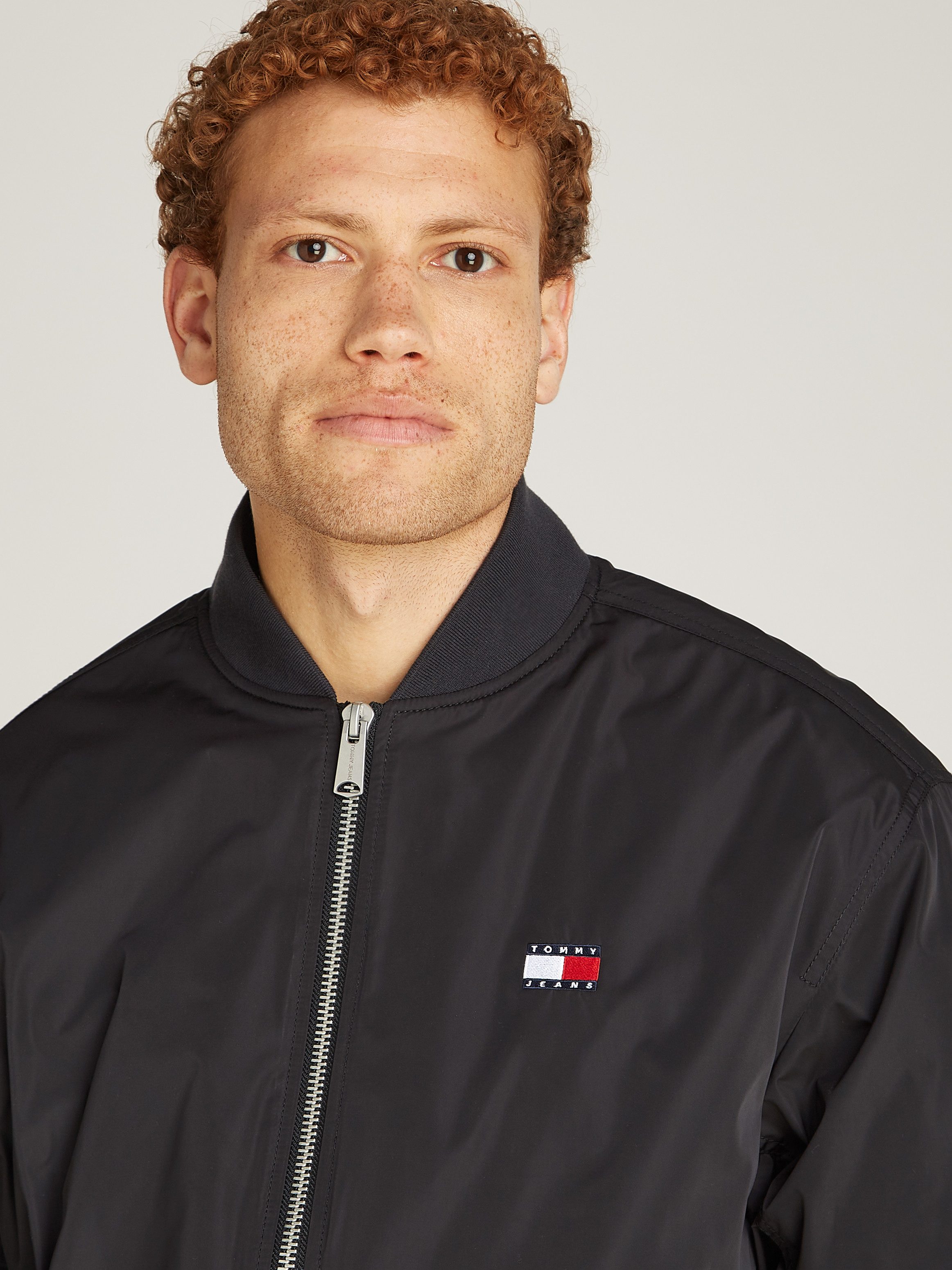 Tommy Jeans Bomberjacke TJM ENTRY BADGE BOMBER EXT