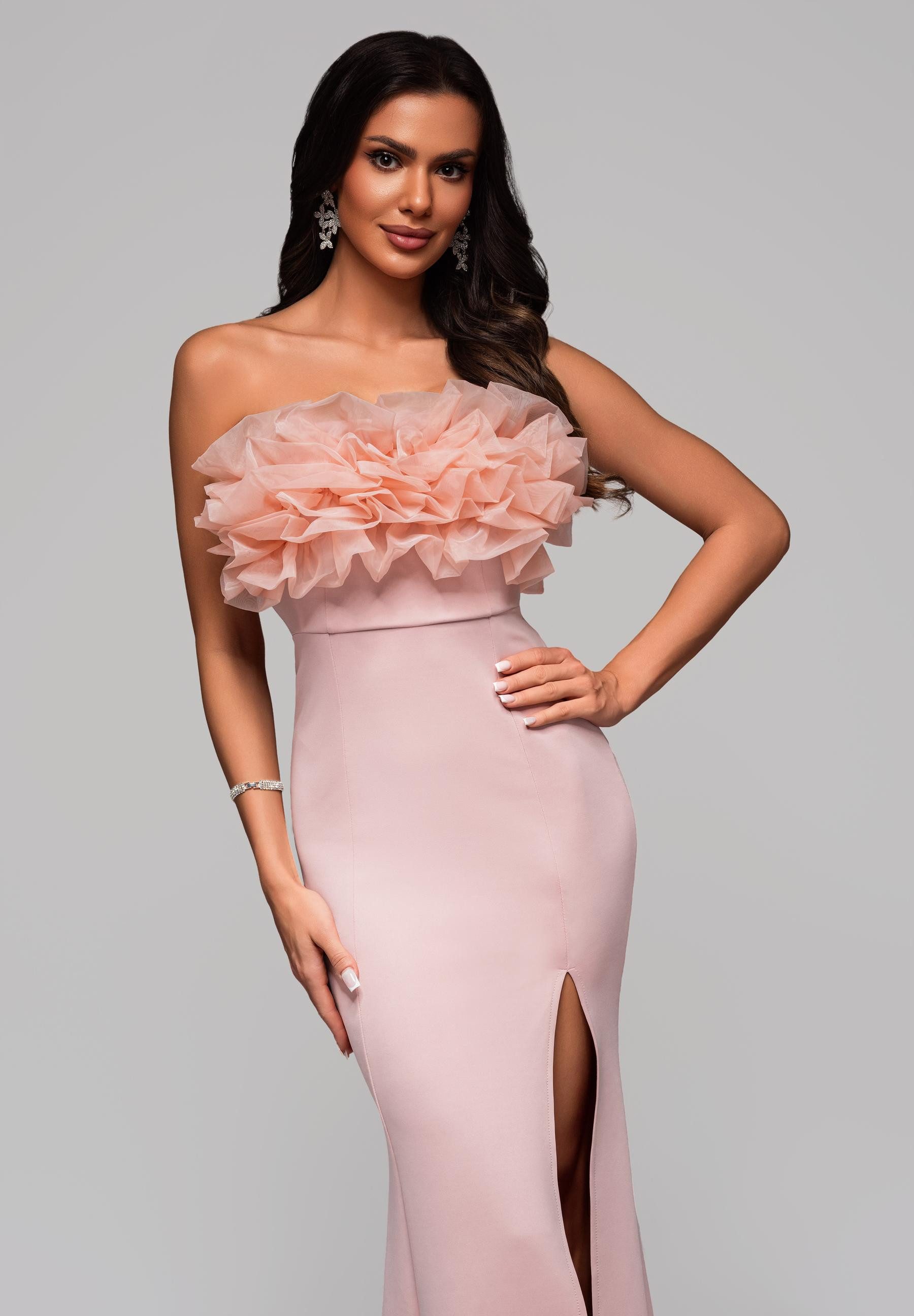 OMBRE Abendkleid Elegantes Abendkleid mit voluminösem Rüschen-Oberteil – Bild 5 von 5