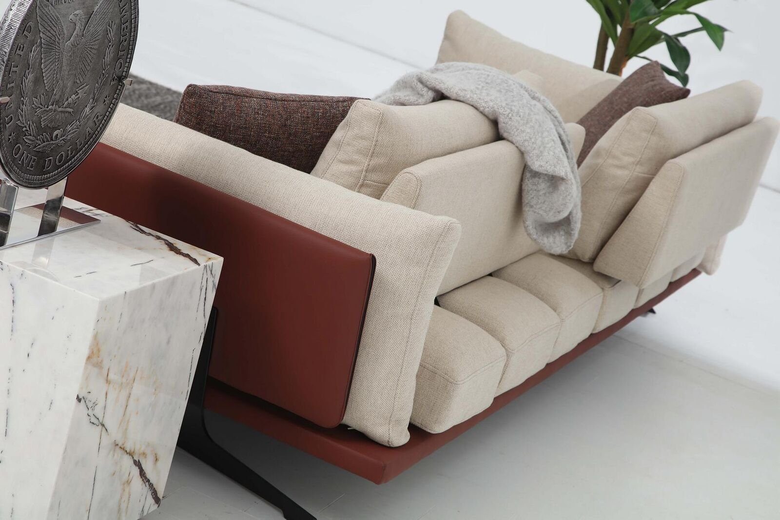 JVmoebel 3-Sitzer Dreisitzer Sofa Wohnzimmer Stoff Luxus, in 3 Sitzer 1 Teile, Beige Modern Europa Made Design