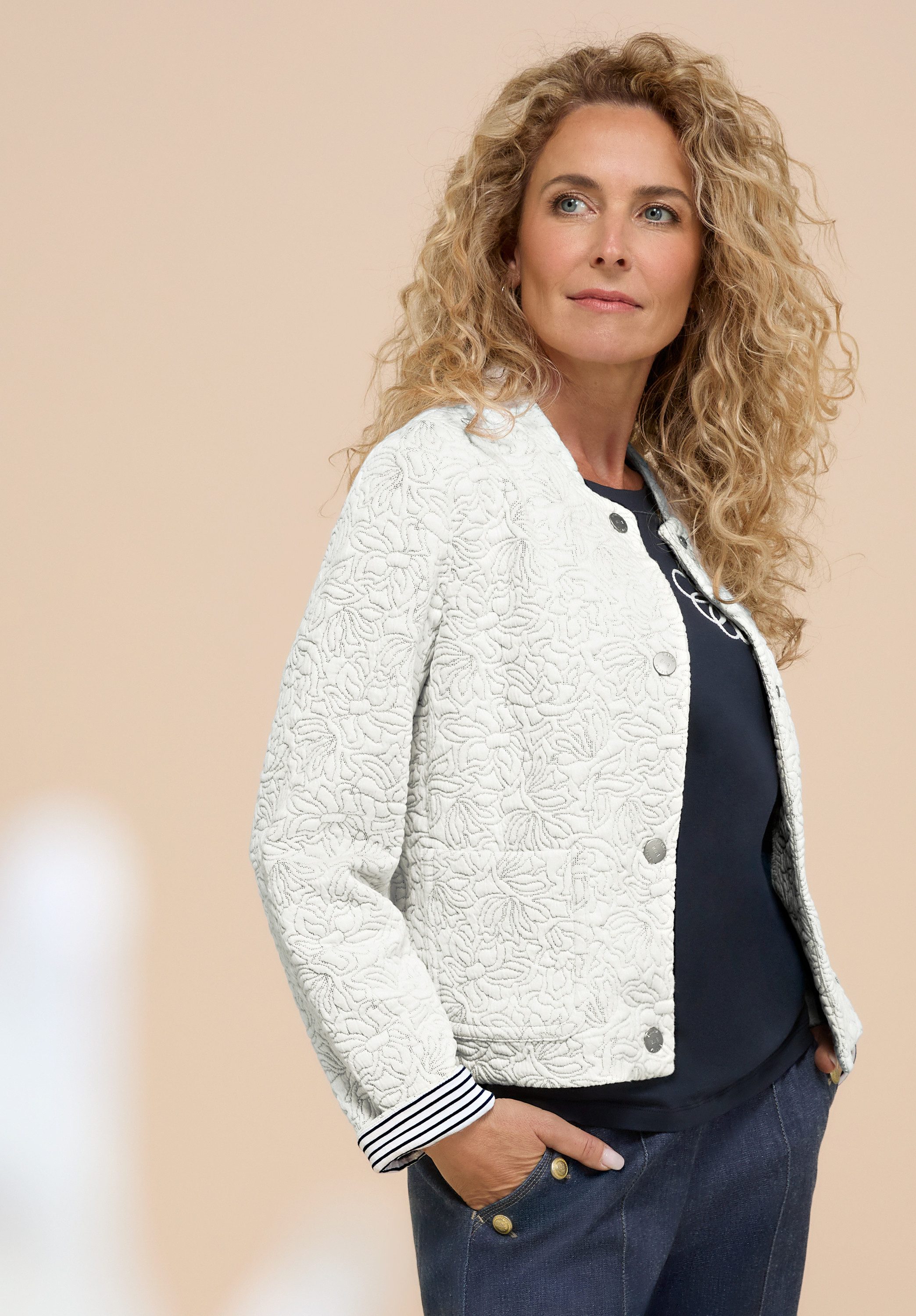 bianca Jackenblazer KATHI aus strukturiertem Jersey
