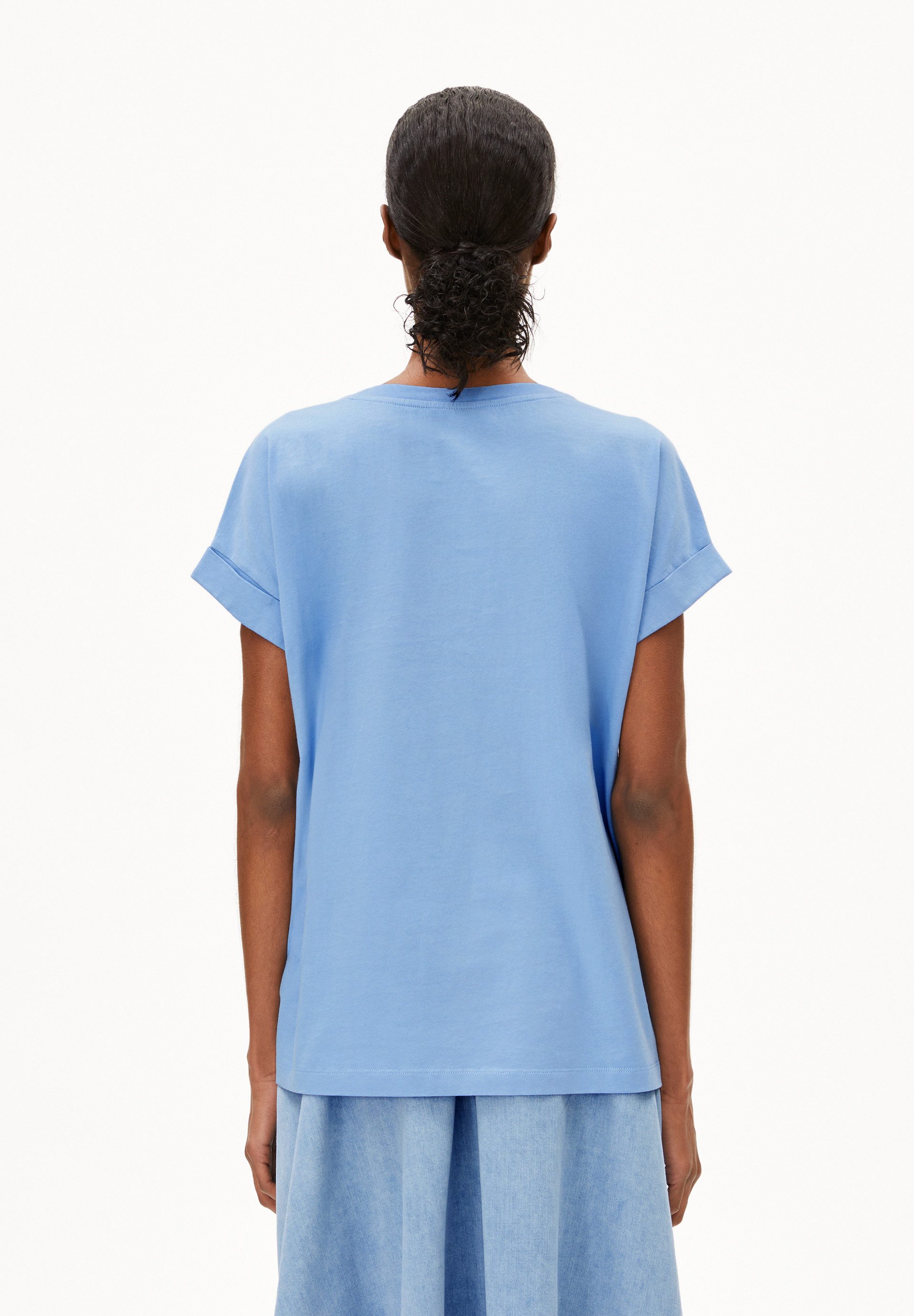 silky blue