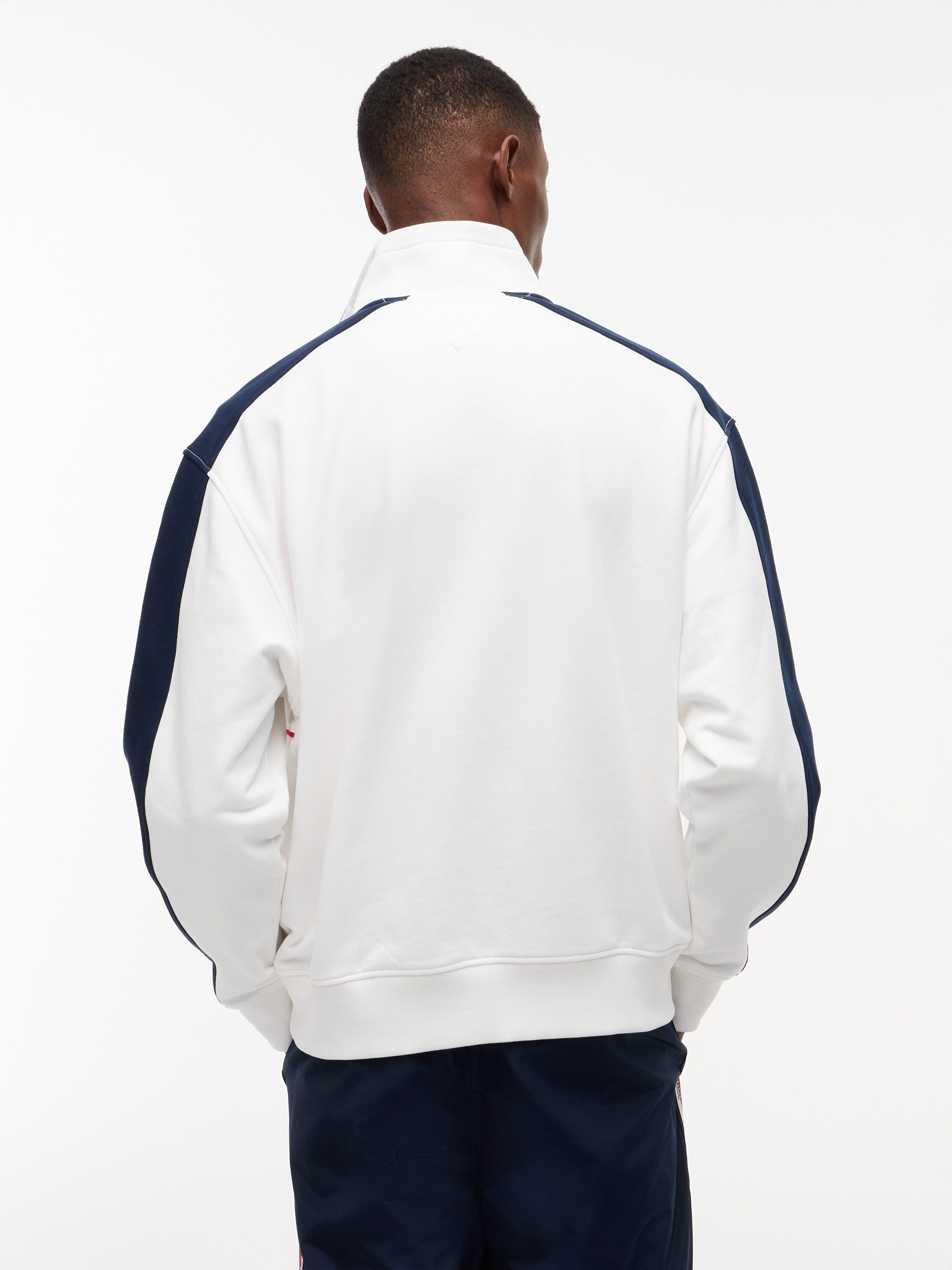 Tommy Jeans Sweatshirt TJM RLX COLOR BLOCK QUARTER ZIP Stehkragen mit Reißverschluss