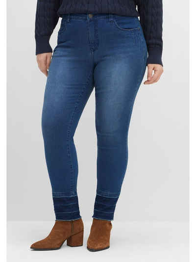 Sheego Stretch-Jeans Große Größen mit Kontrastsaum und Crinkle-Effekt