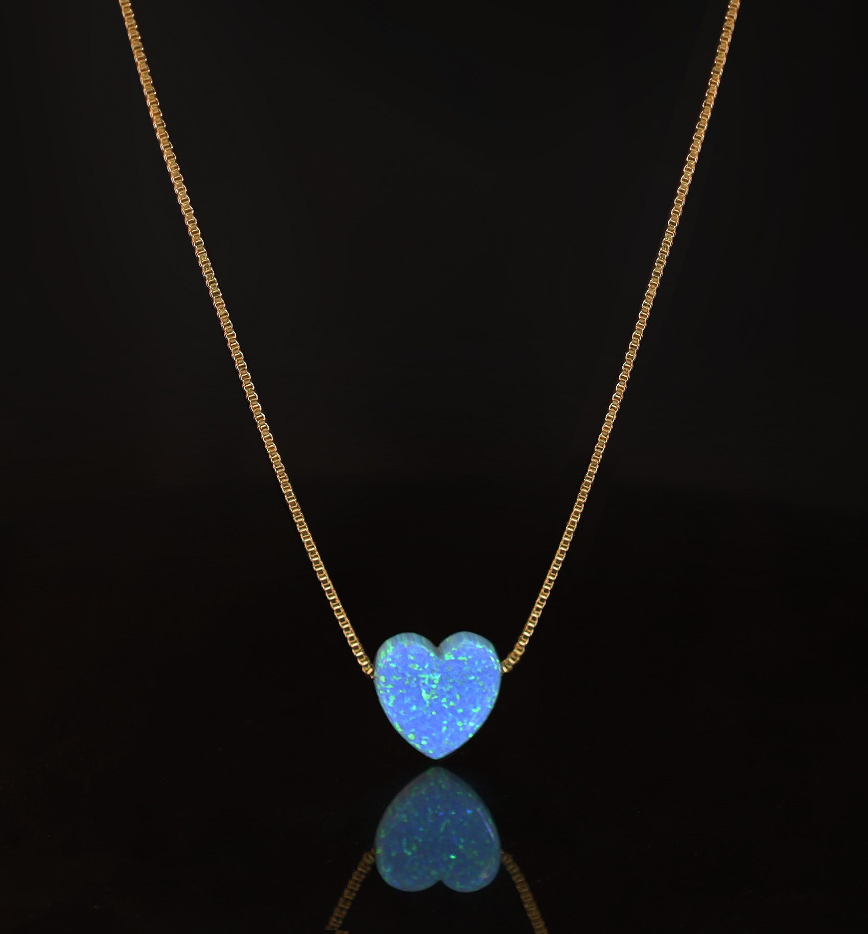 Edellis Kette mit Anhänger Königsblaue Opal Herz Halskette mit 14 Karat Gol günstig online kaufen