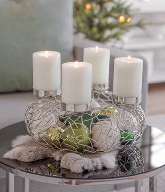 EDZARD Adventskranz »Milano L«, (34 cm) Kerzenhalter für Stumpenkerzen, Adventsleuchter als Weihnachtsdeko für 4 Kerzen á Ø 8 cm, Kerzenkranz als Tischdeko mit Silber-Optik, vernickelt