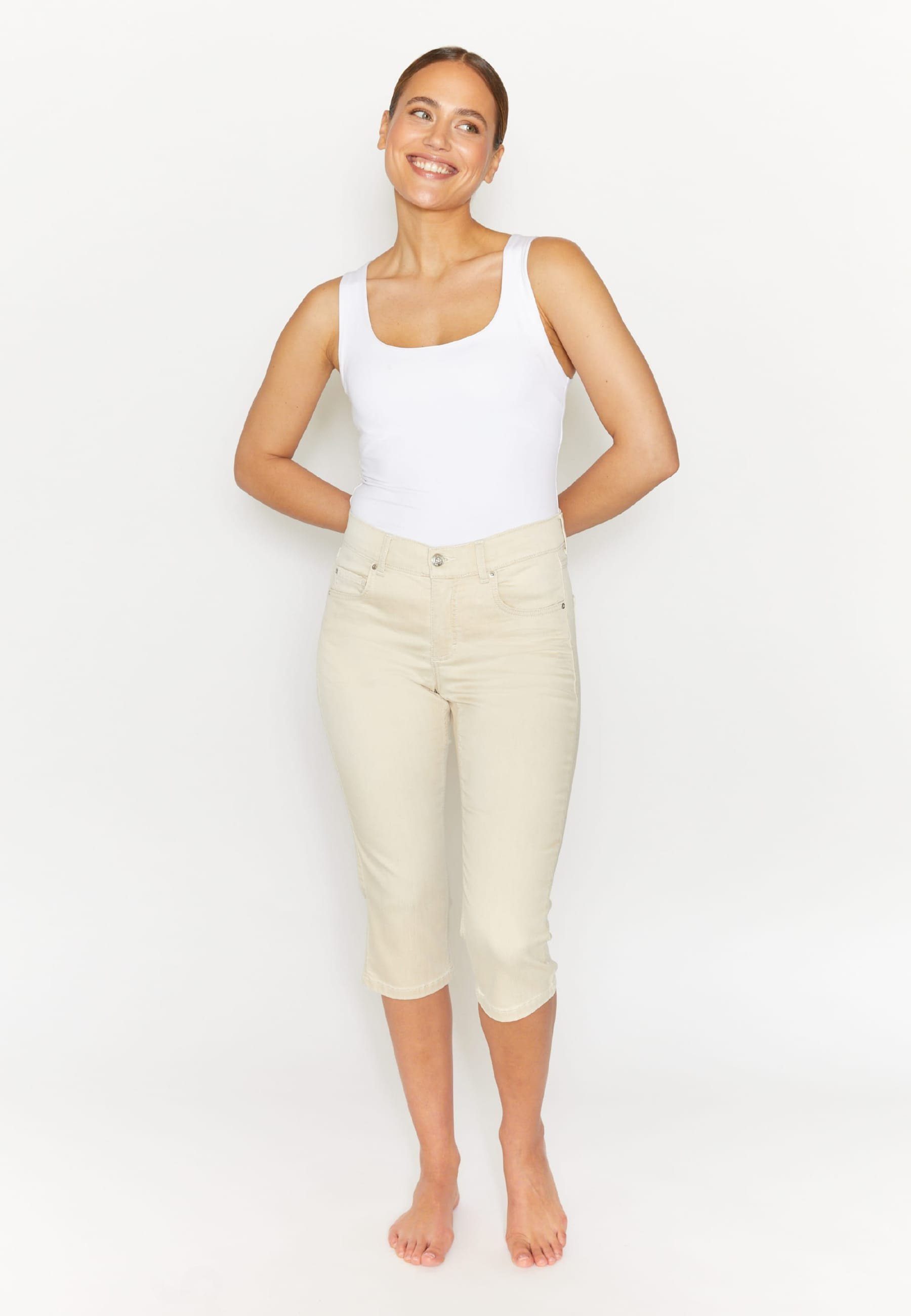 ANGELS Slim-fit-Jeans Jeans Anacapri mit Stretch used Label-Applikationen beige Super Denim light mit