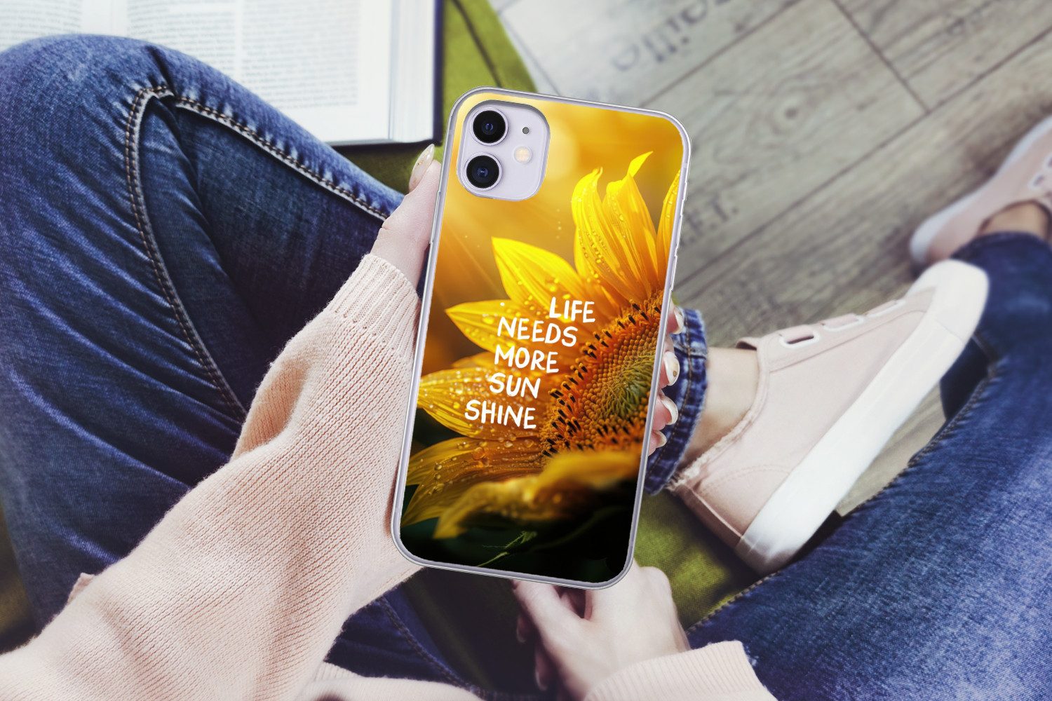 MuchoWow Handyhülle für Apple iPhone 11 Sonnenblume - Nahaufnahme - Gelb - Zitat, Smartphone-Bumper, Print, Handy Schutzhülle Dünn