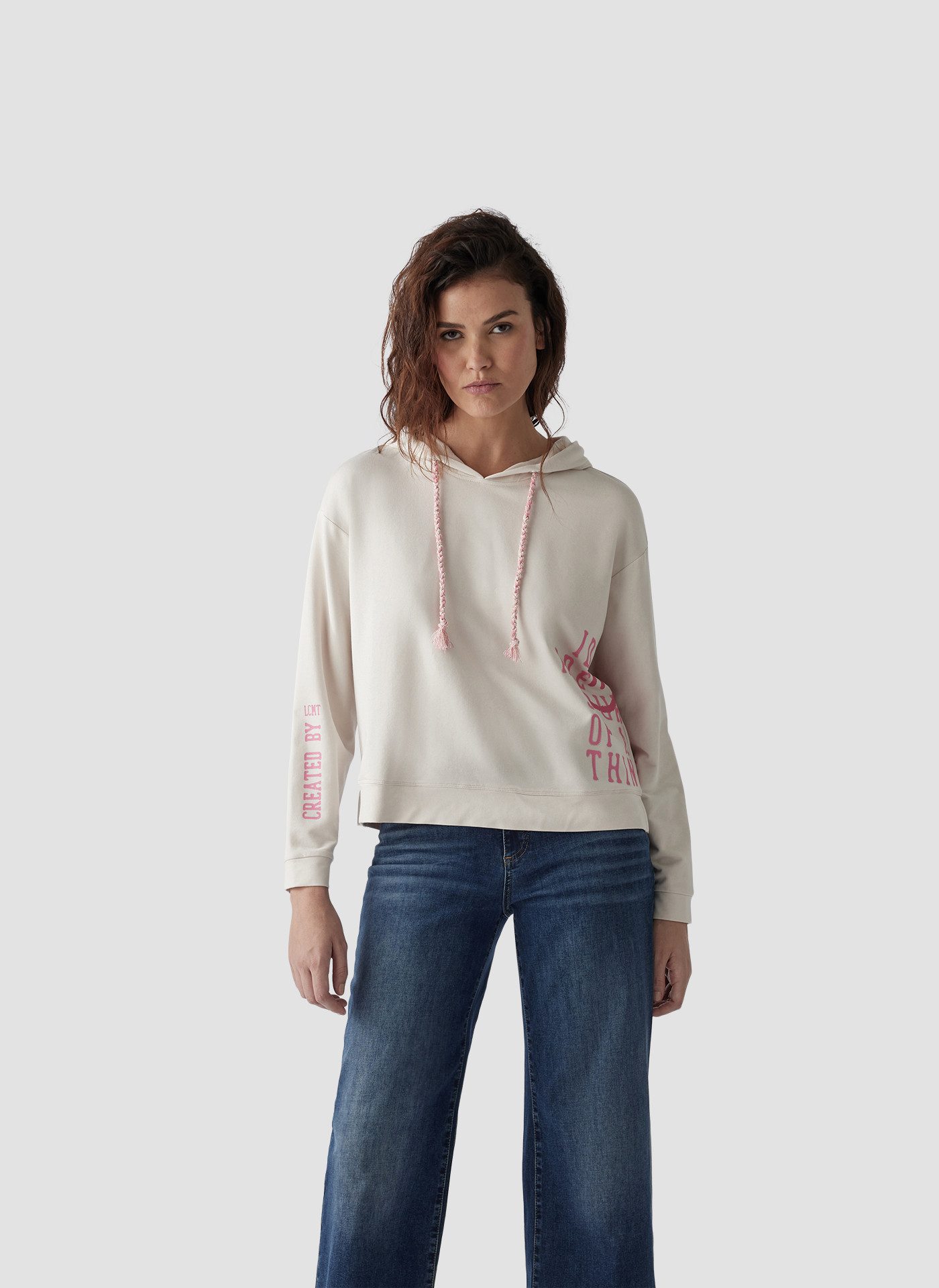 Sweatshirt LeComte Hoodie mit stylischem Schriftzug und gemütlicher Kapuze