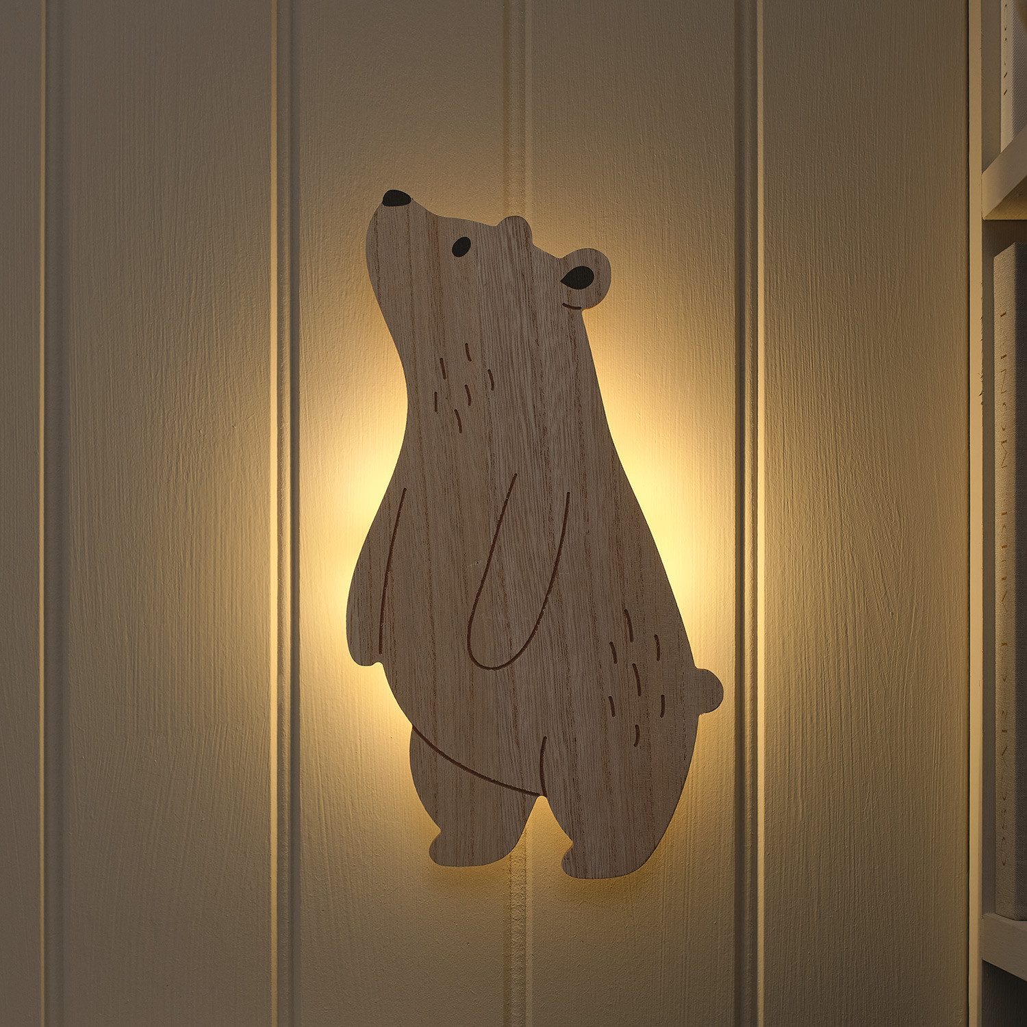 Lights4fun LED Wandleuchte Neugieriger Bär Wandlampe fürs Kinderzimmer mit Fernbedienung in Warmw