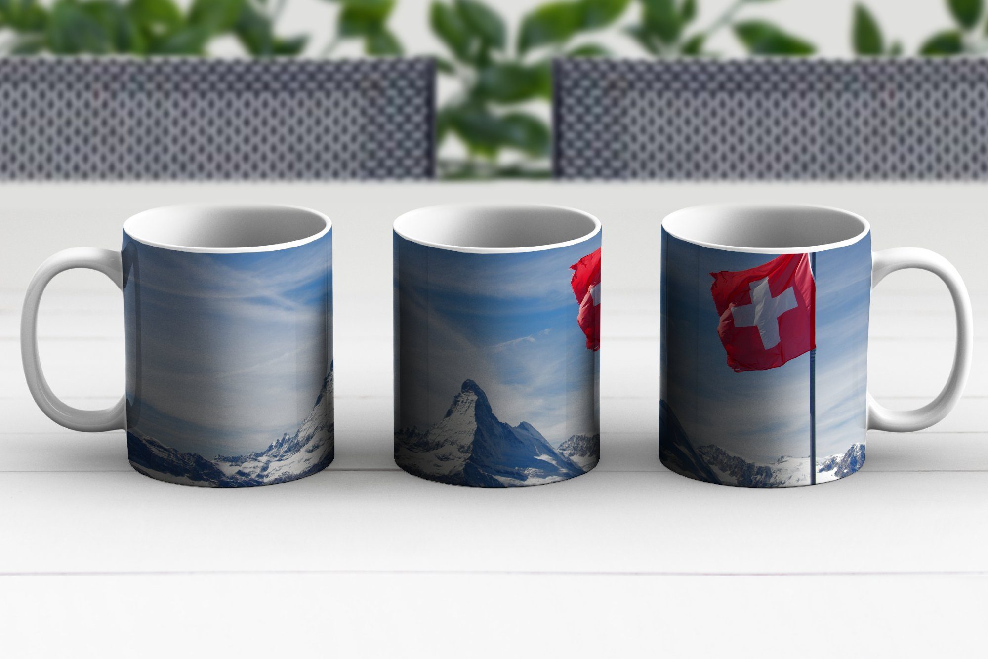 MuchoWow Tasse Kaffeetassen, Geschenk Matterhorn Schweizer Flagge der Keramik, in Teetasse, Schweiz, am Teetasse, Becher,