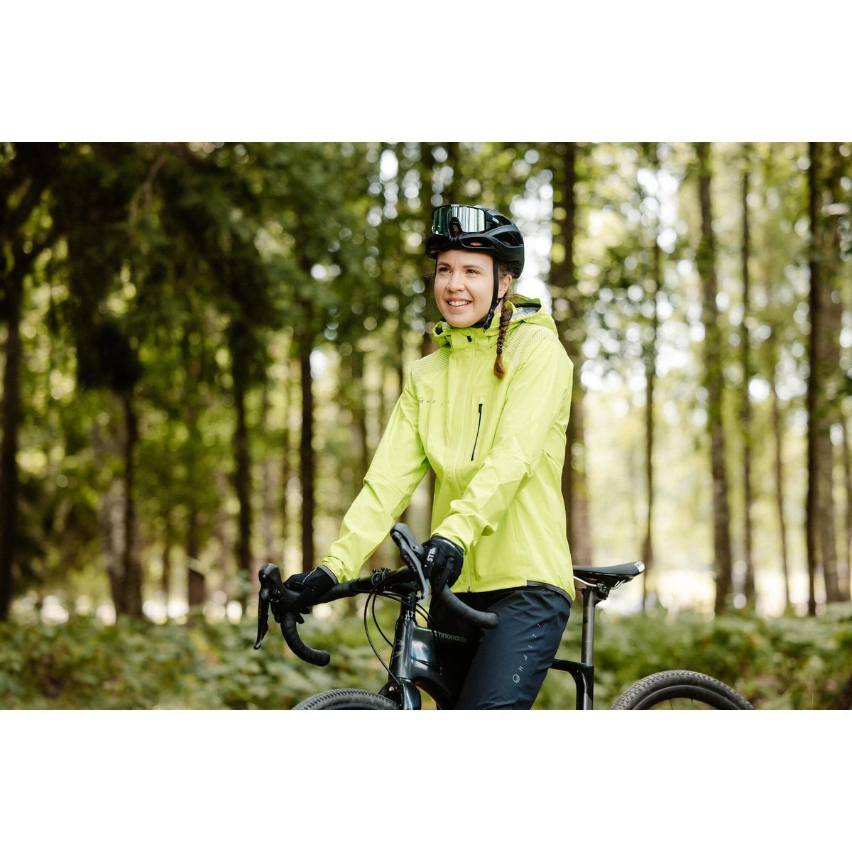 HALTI Fahrradjacke Liike Women's 3L Drymaxx Wind Jacket Vielseitige Damen-Windjacke mit wasserdichter und atmungsaktiver