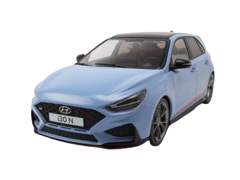 MCG Modellauto Hyundai i30 N 2021 hellblau rot, Maßstab 1:18