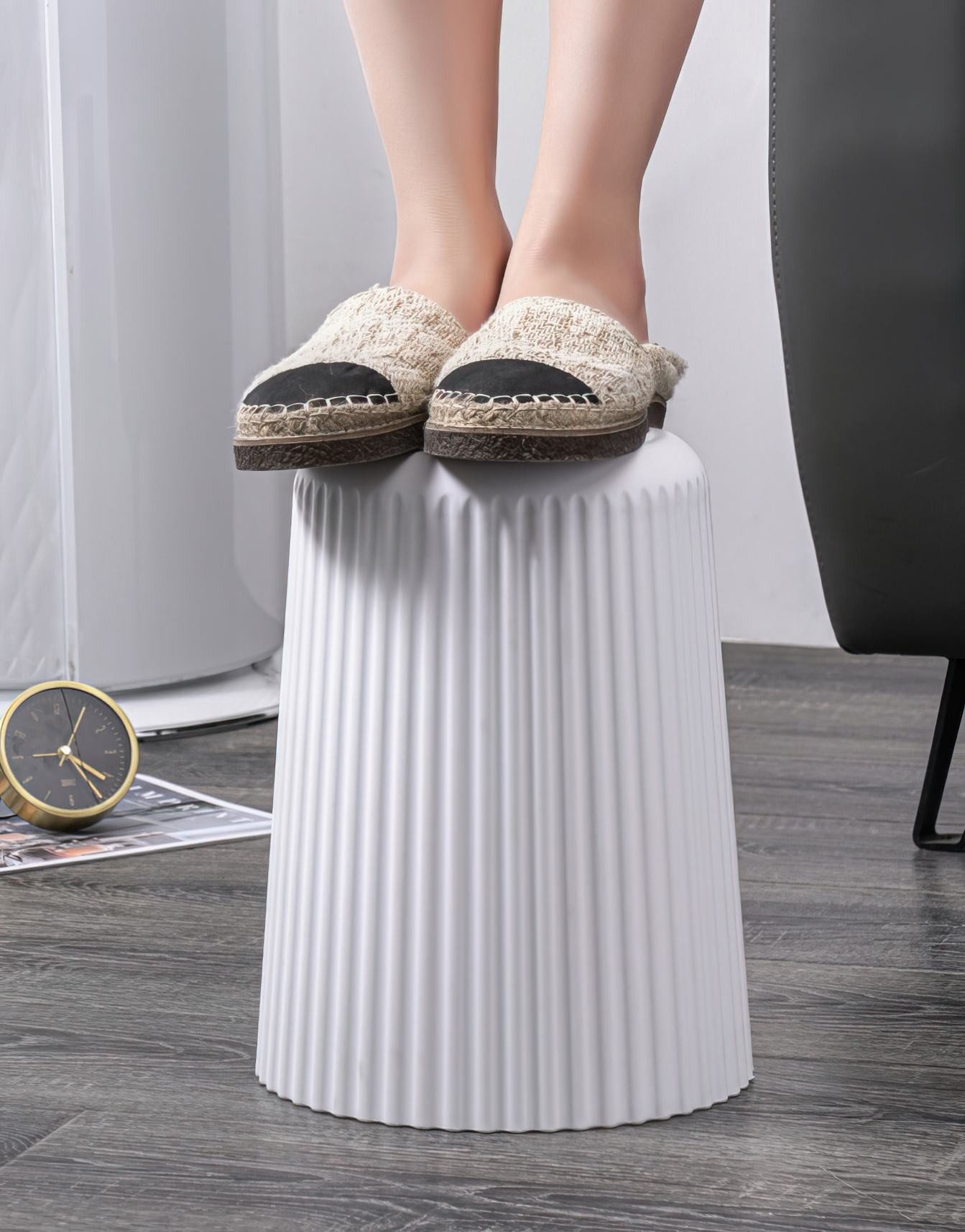 Sinoba Papierkorb ANX Mülleimer Papiereimer, aus stabilem Kunststoff ideal für Kinderzimmer Büro Höhe 27,8 cm 9L