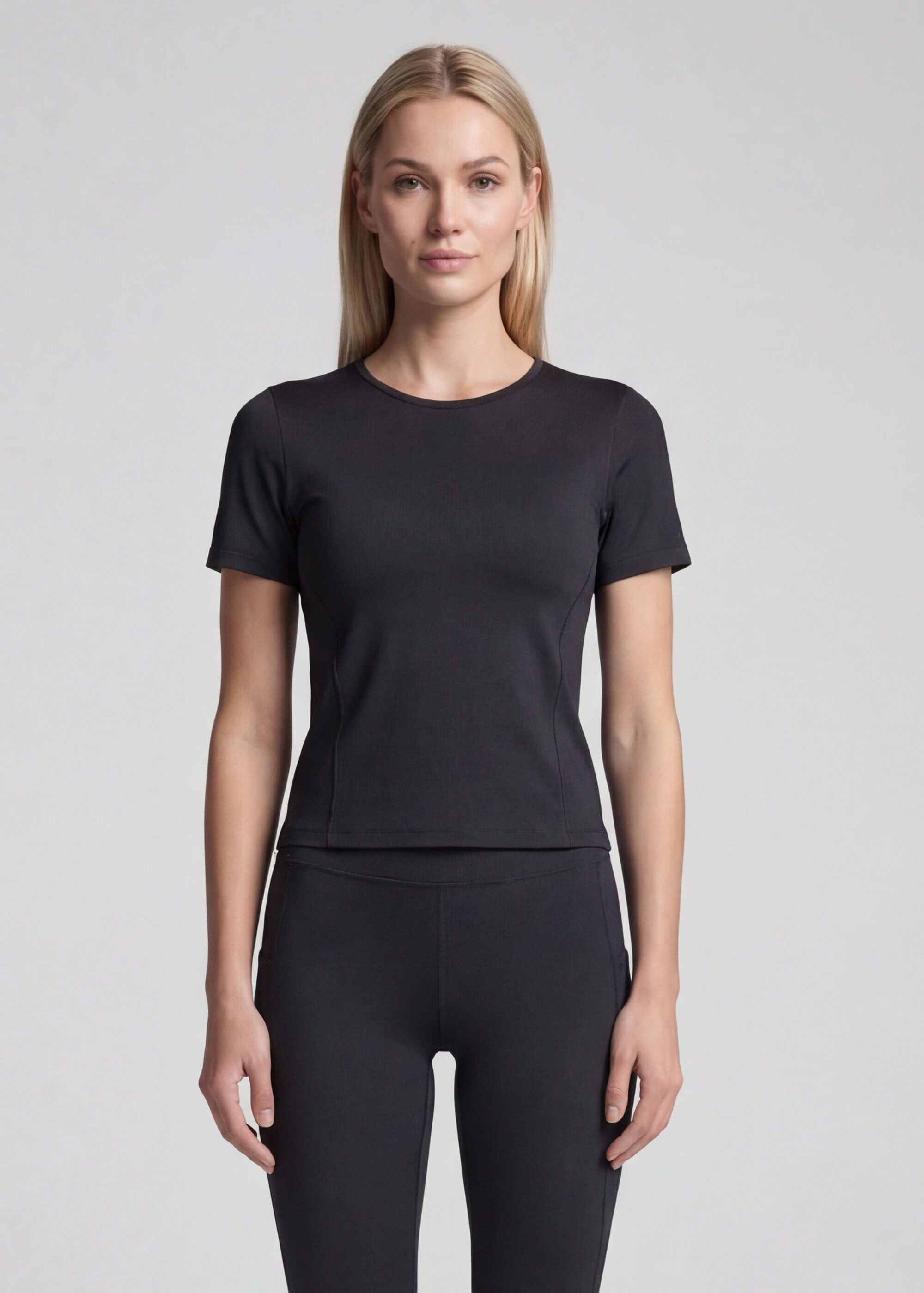 Fabletics Shirttop FEATHER TECH+ SHORT-SLEEVE TOP (1-tlg) aus leichtem Gewebe