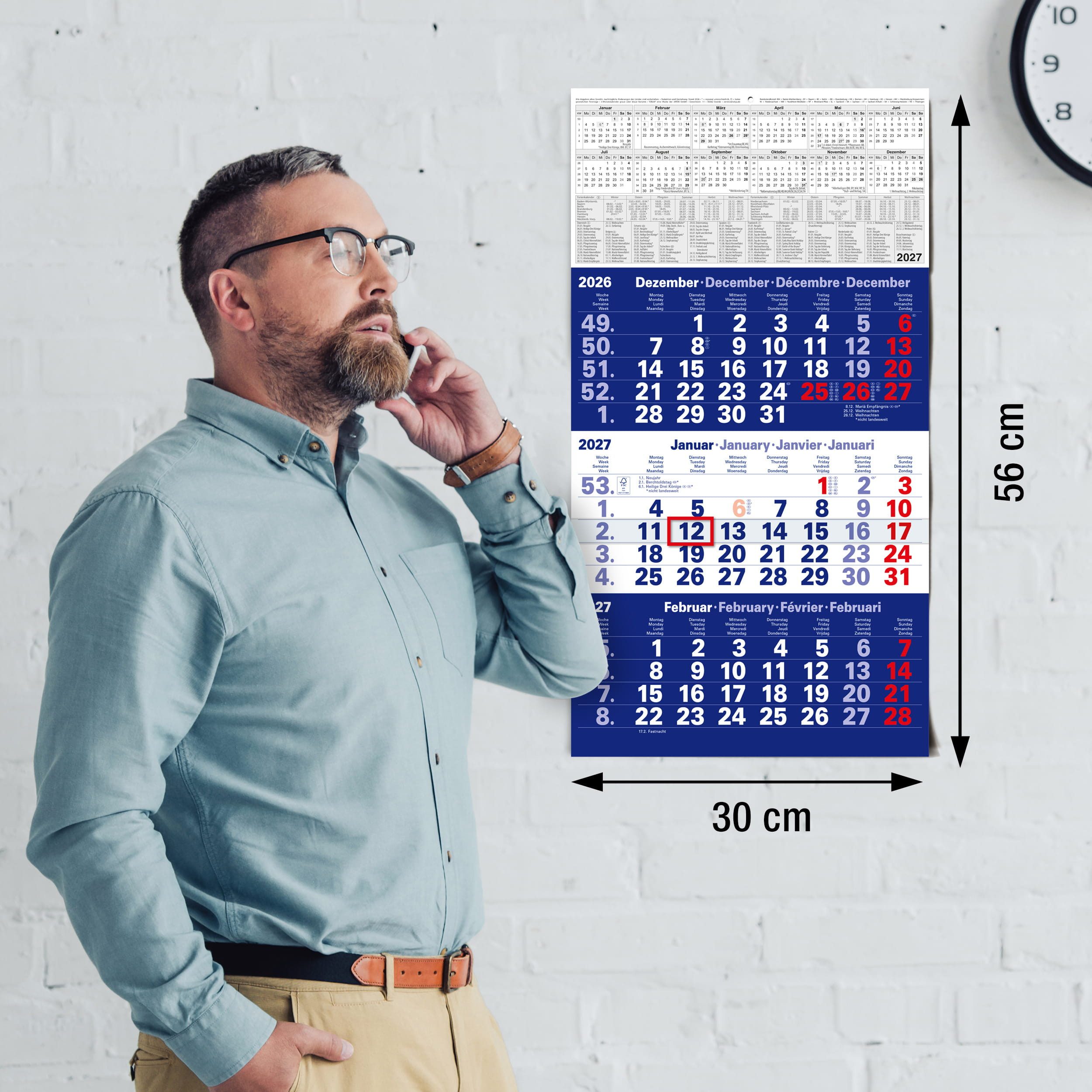 TOBJA Wandkalender 3 Monatskalender 2027 Blau mit Datumsschieber 30x56 FSC, Blau, Datumsschieber, Schulferien DE+AT, 4-sprachig, FSC-zertifiziert