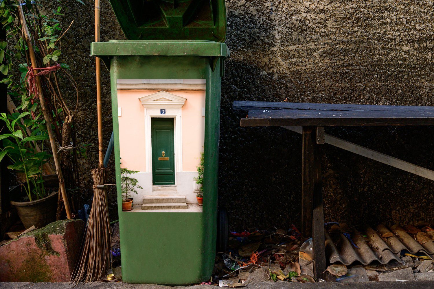 MuchoWow Wandsticker Paris Container, - - (1 St), - - Mülltonne, Grün Tür Architektur Abfalbehälter Pastell Sticker, Mülleimer-aufkleber