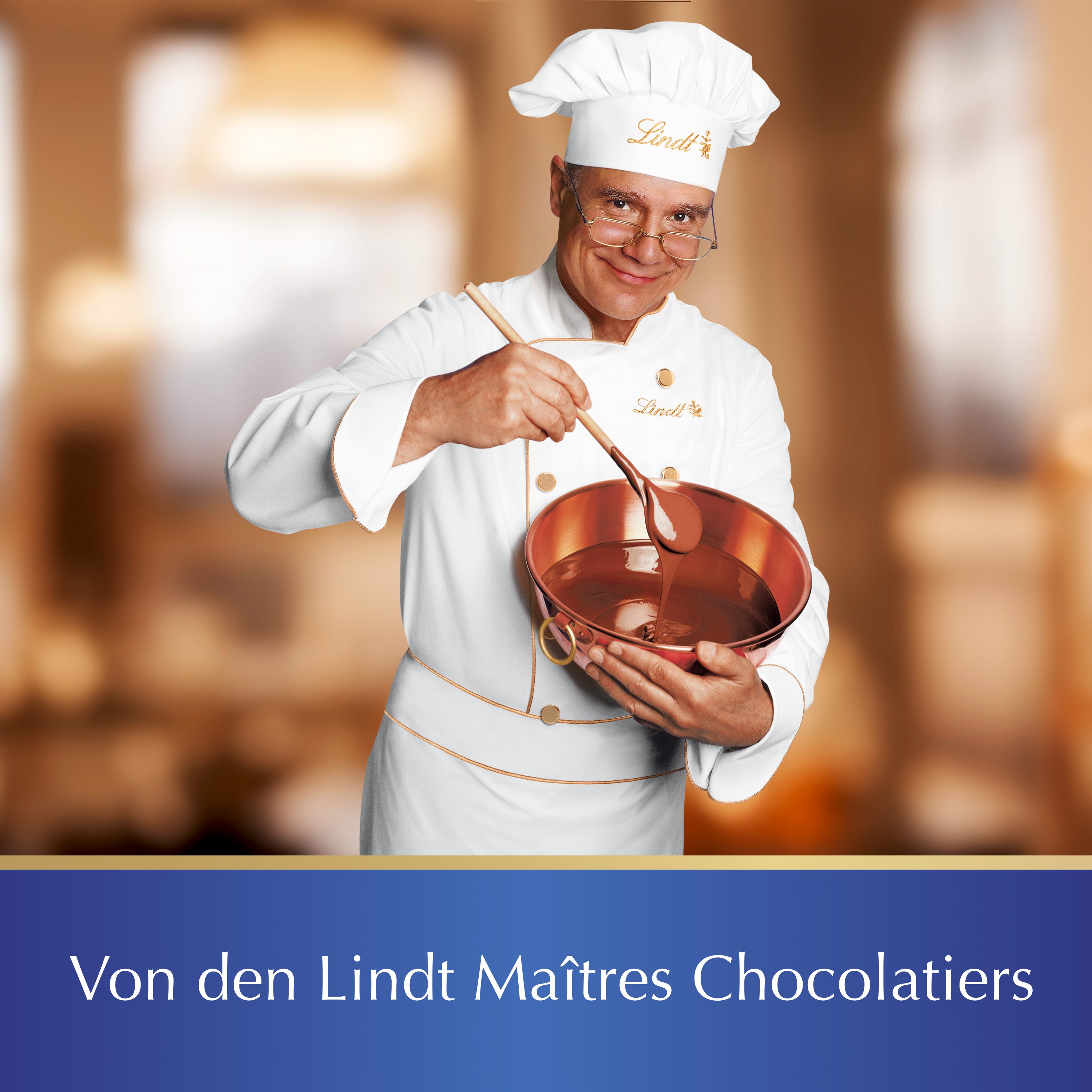 LINDT Schokolade 18x 35g Waffel Riegel Vollmilch Schokolade Schokoriegel Display Vorrat, 1 x 630 g, 18 St.