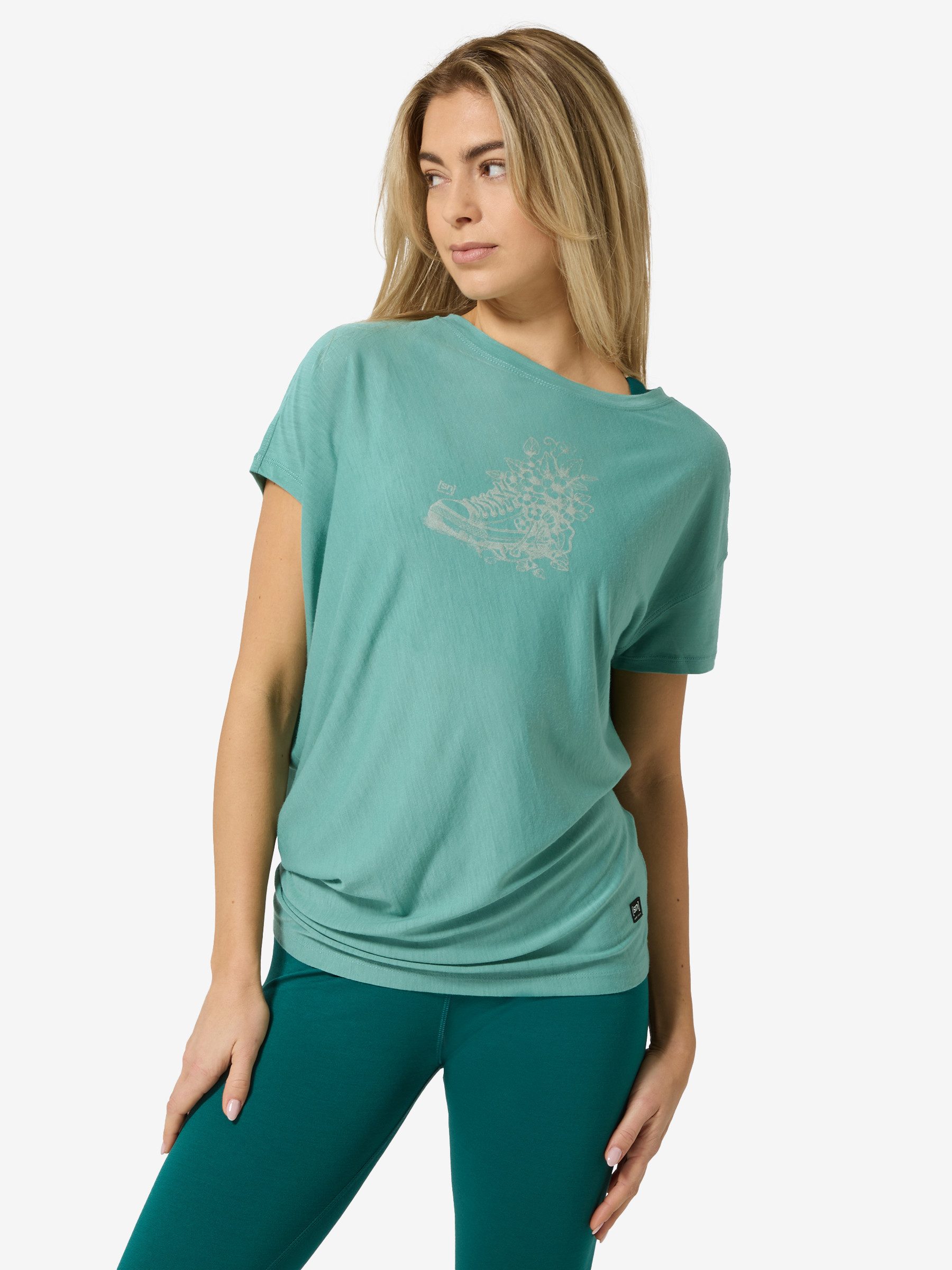 SUPER.NATURAL T-Shirt für Damen,Merino W FLOWER SNEAKERS LOOSE TEE mit Blumen-Motiv, atmungsaktiv