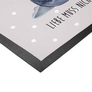 Fußmatte Axolotl Liebe - Grau Pastell - Geschenk, Schmutzfangmatte, Ehemann, v, Mr. & Mrs. Panda, Höhe: 0.6 mm