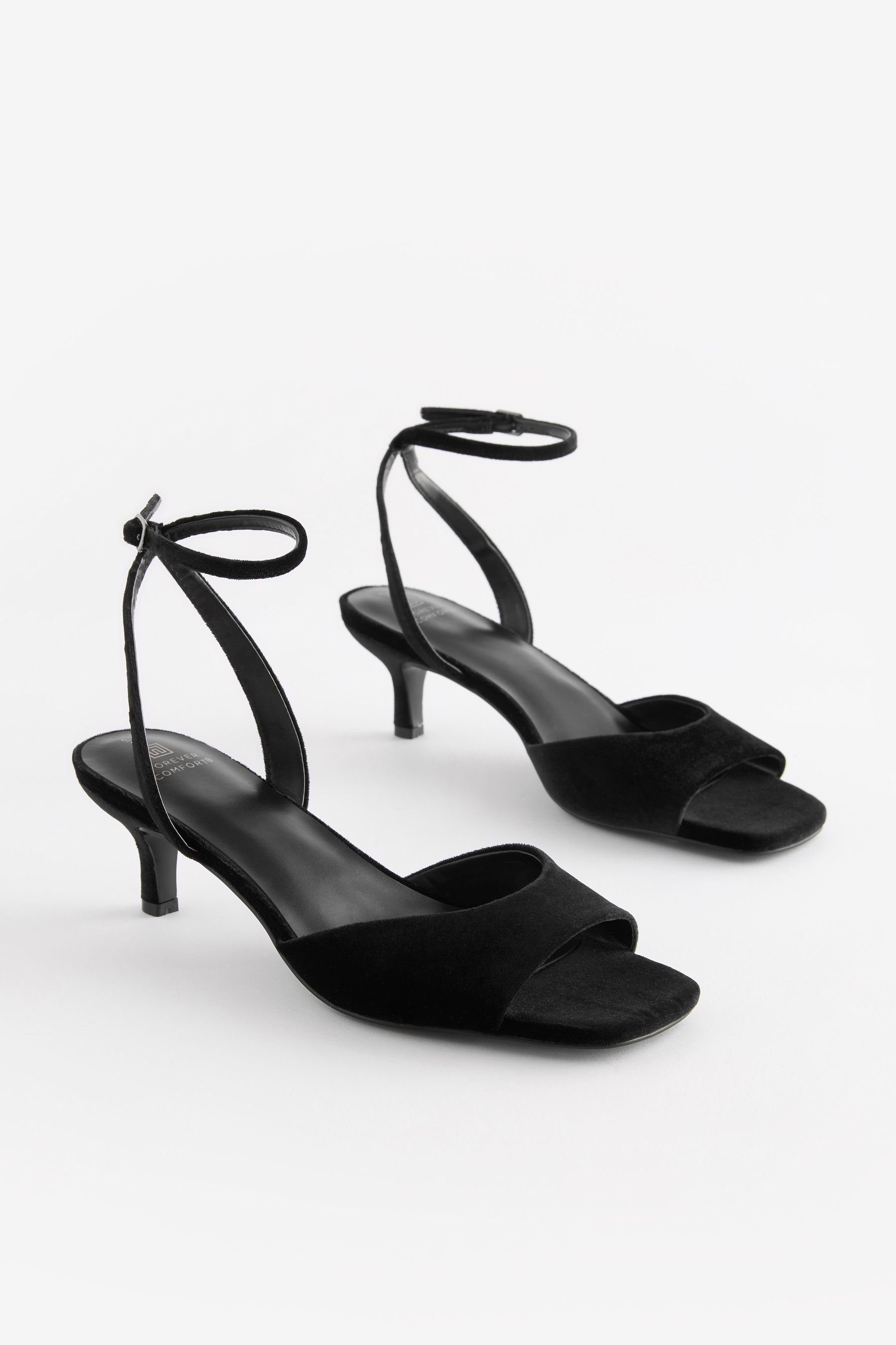 Next Forever Comfort® Sandalen Black (1-tlg) Sandalette mit flachem Absatz
