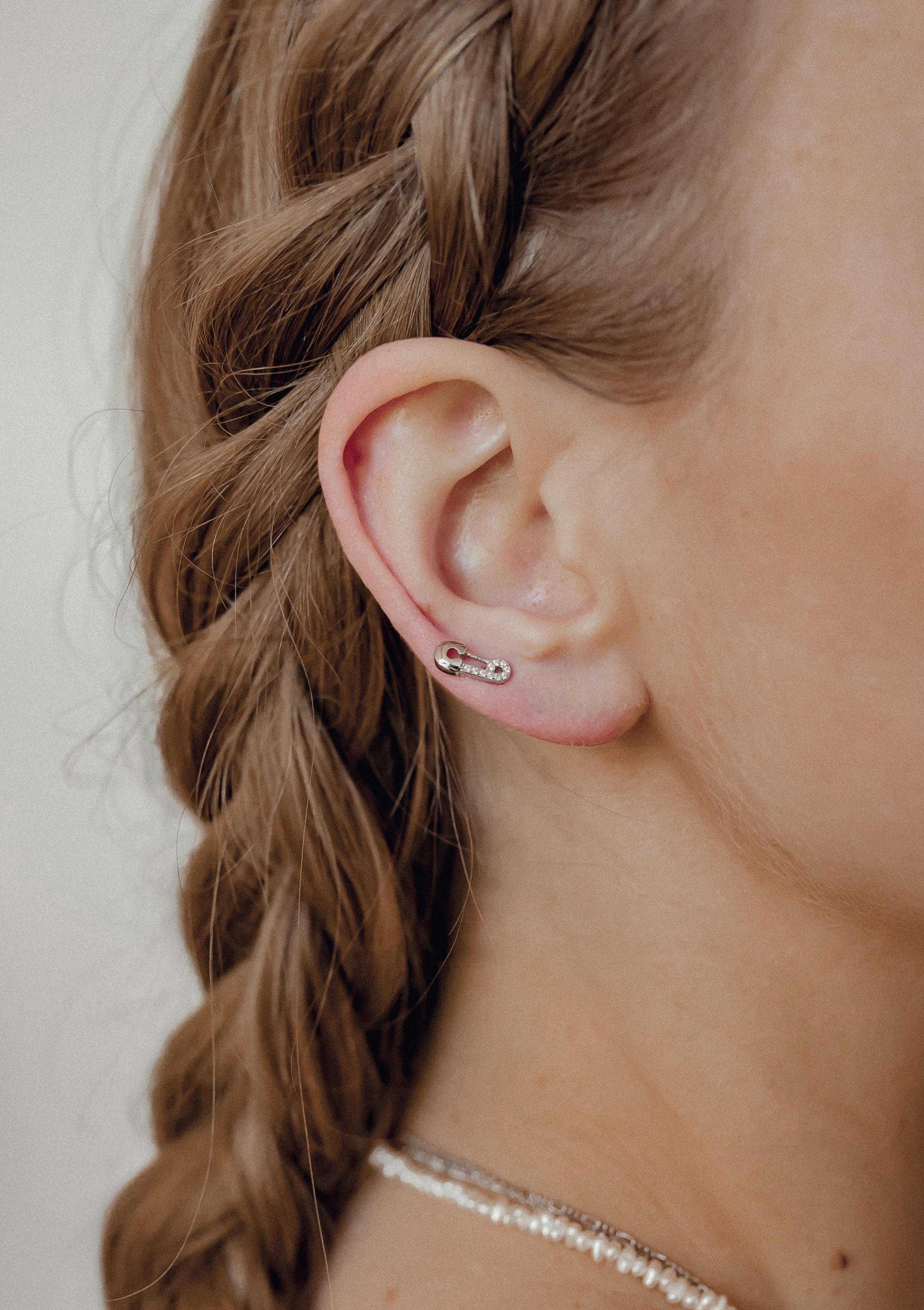 Hey Happiness Paar Ohrstecker Silber Ohrstecker Nadel Zirkonia, 18K vergoldet, Damen Ohrringe Silber 925 Büroklammer Kristalle klein