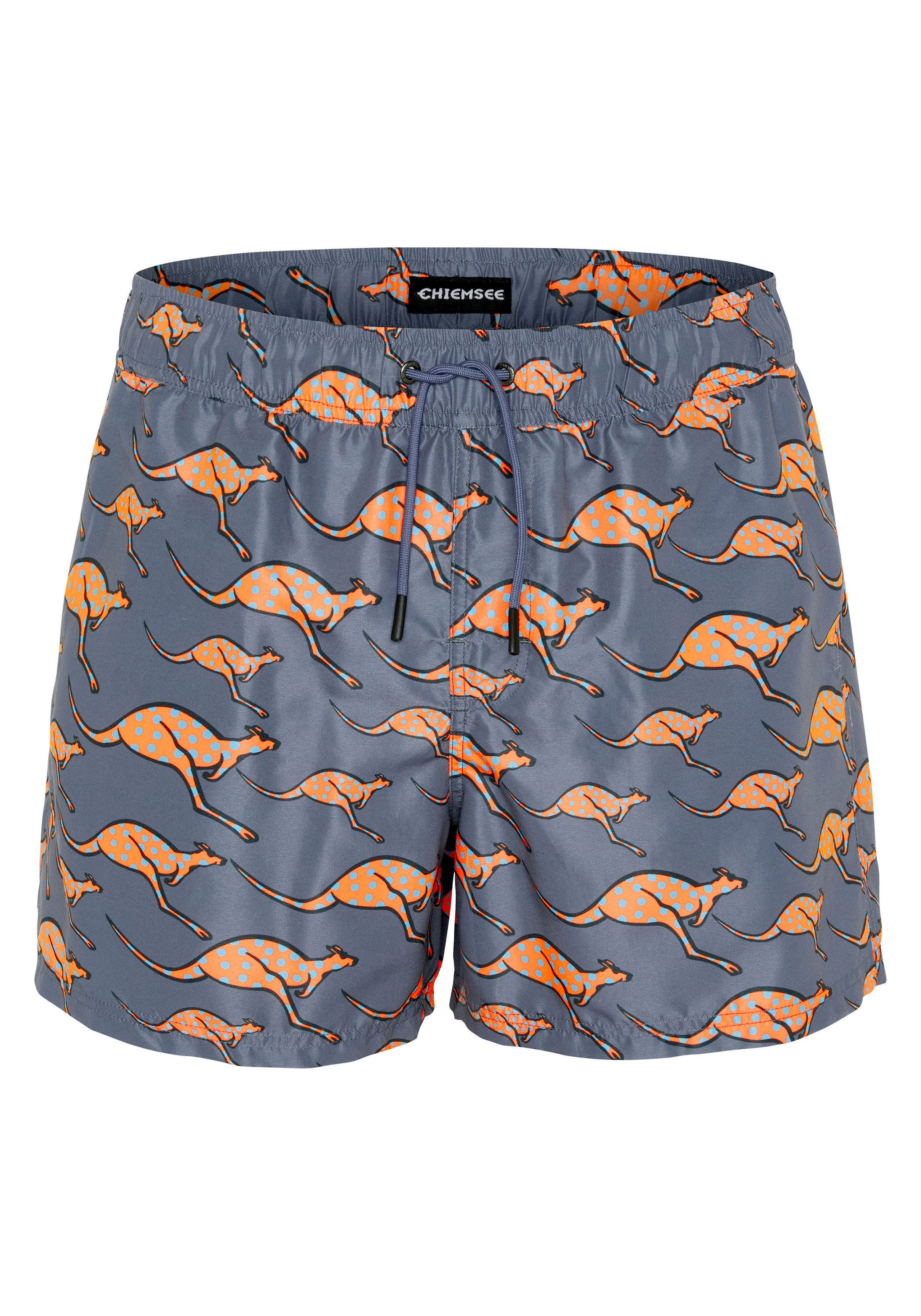 Chiemsee Badehose Badeshorts Farbenfrohe Badehose mit Kängurumotiv 1 (1-St)