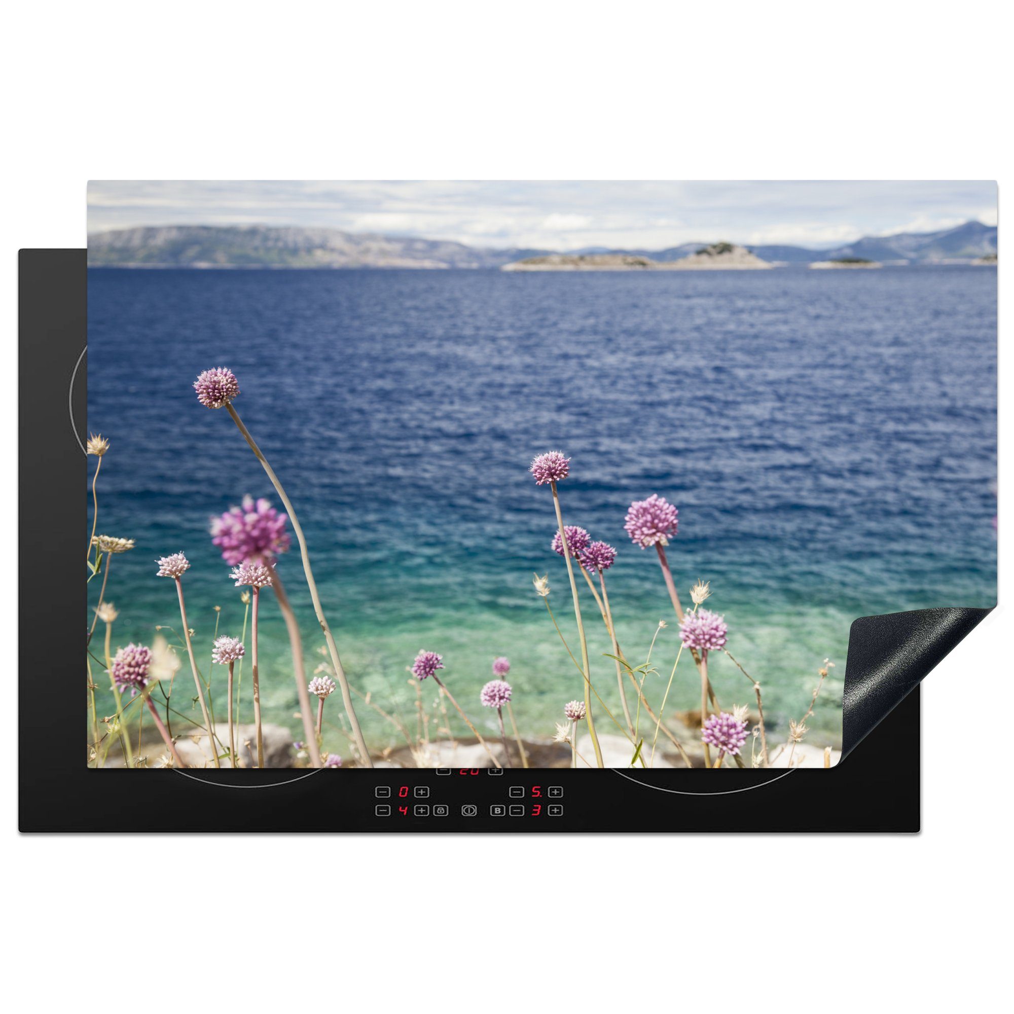 Schutz für Induktionskochfeld entlang tlg), (1 MuchoWow 81x52 Vinyl, Wildblumen der Rosa Herdblende-/Abdeckplatte Küste küche, Ceranfeldabdeckung cm, im Kroatien, die Mljet-Nationalpark in