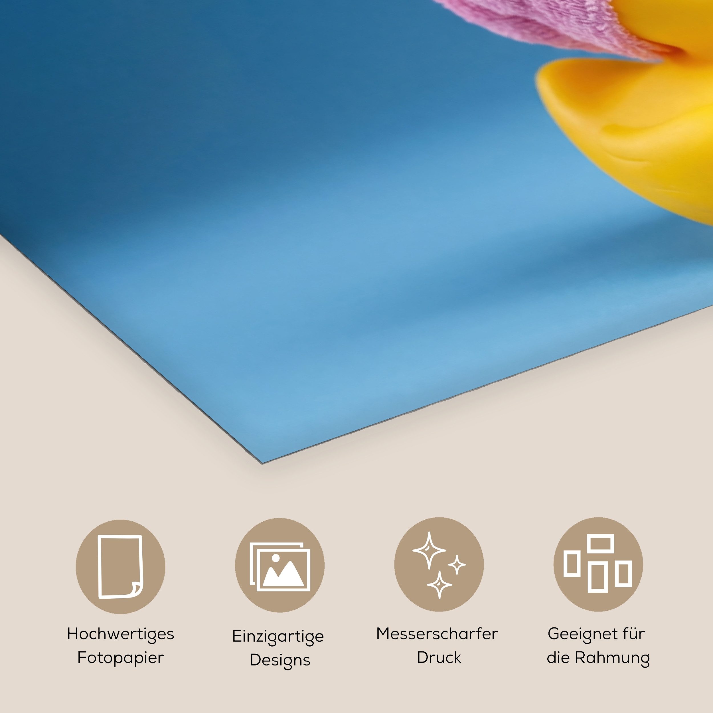 MuchoWow Poster Gummi-Ente - Handtuch - Blau, (1 St), Bild für Wohnzimmer, Wandposter ohne Rahmen, Wanddeko, 150x75 cm