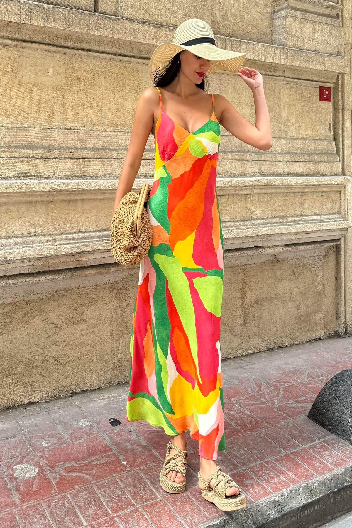 For You Moda Minikleid Grünes Viskosekleid mit Schulterriemen und gerafftem günstig online kaufen
